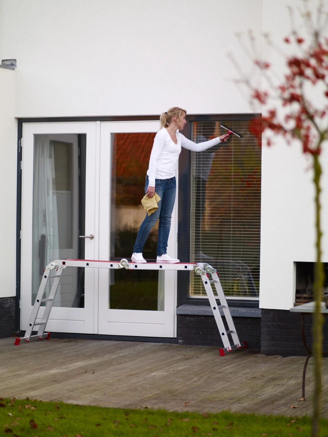 Altrex Varitrex-Plus Vouwladder - Aluminium - 4 x 3 sporten - max. werkhoogte 4,3m - met stabiliteitsbalk-image