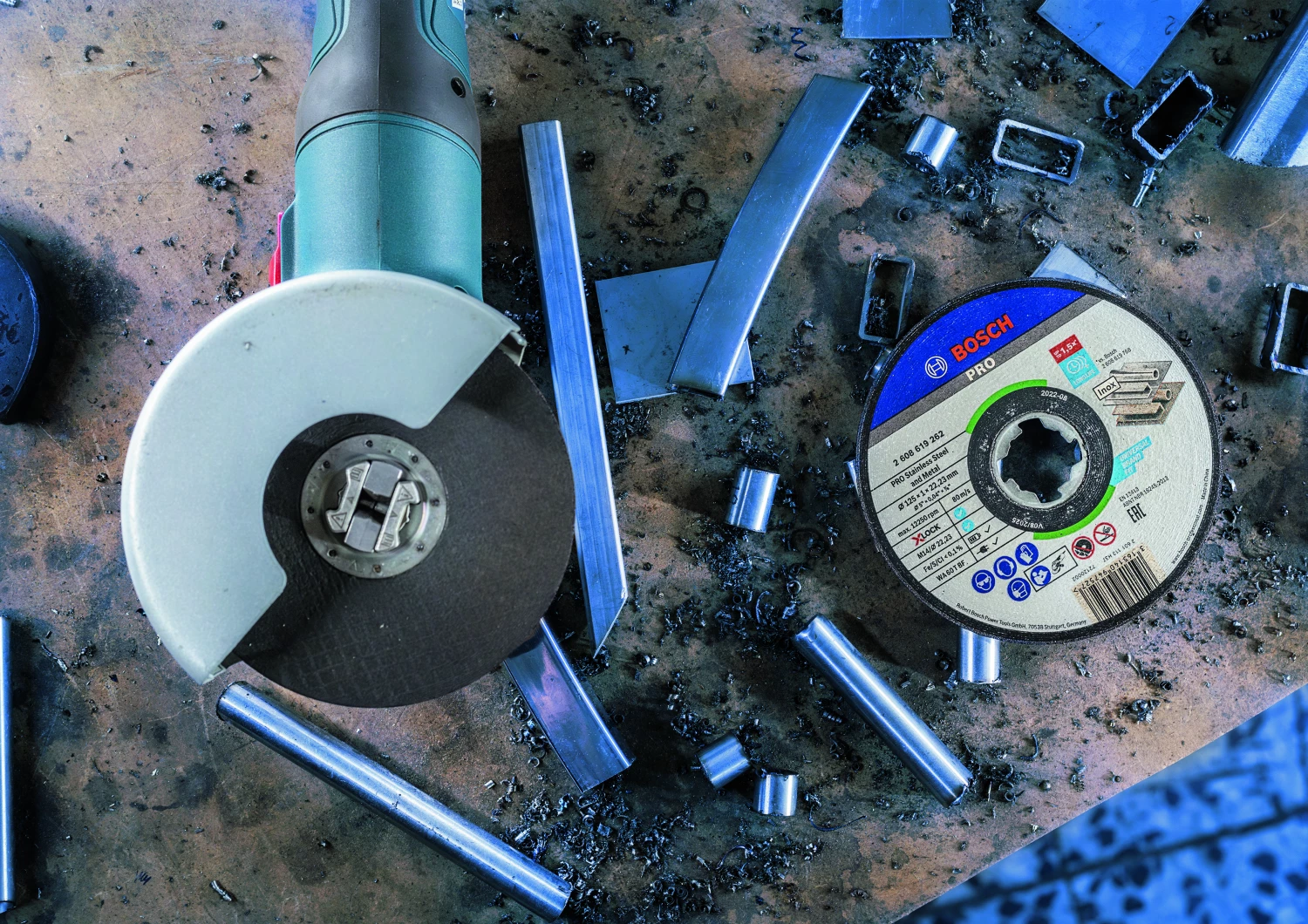 Bosch 2608619267 - X-LOCK Disques à tronçonner dans boîte 10x Standard for Inox 10x125x1x22.23mm, plat-image