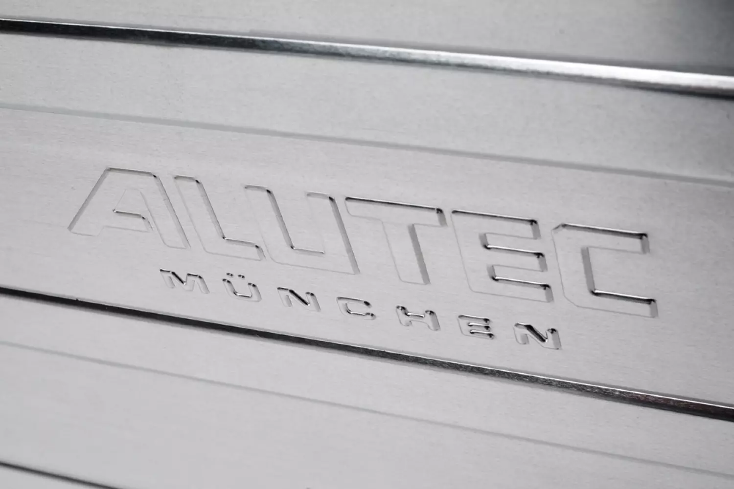 Alutec ALU12092S Aluminium kist met plukschuim - 38,5 x 78 x 39,8 cm-image
