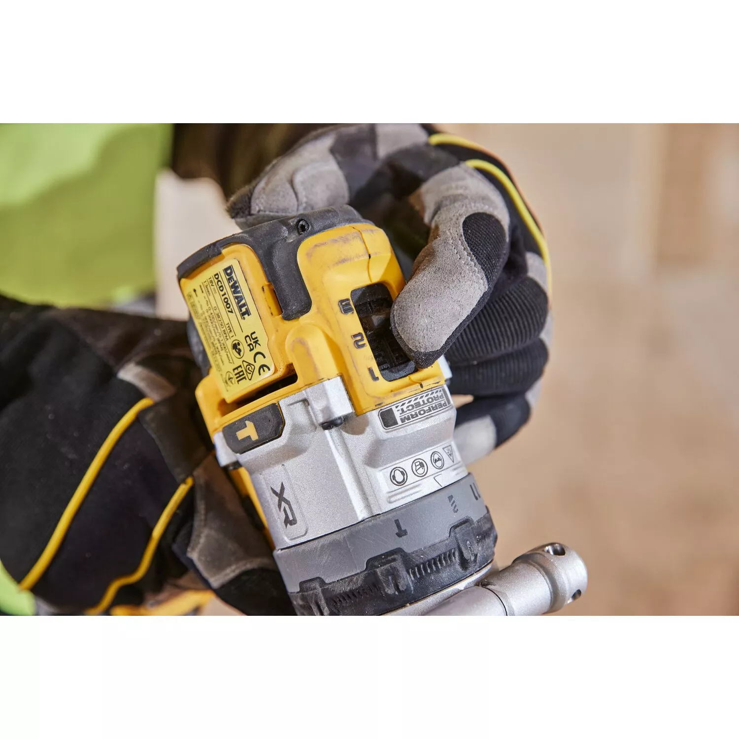 DeWALT DCD1007WW1T Perceuse à percussion/visseuse sans fil Li-ion 18 V (1 batterie de 8,0 Ah) dans TSTAK - 169 Nm-image