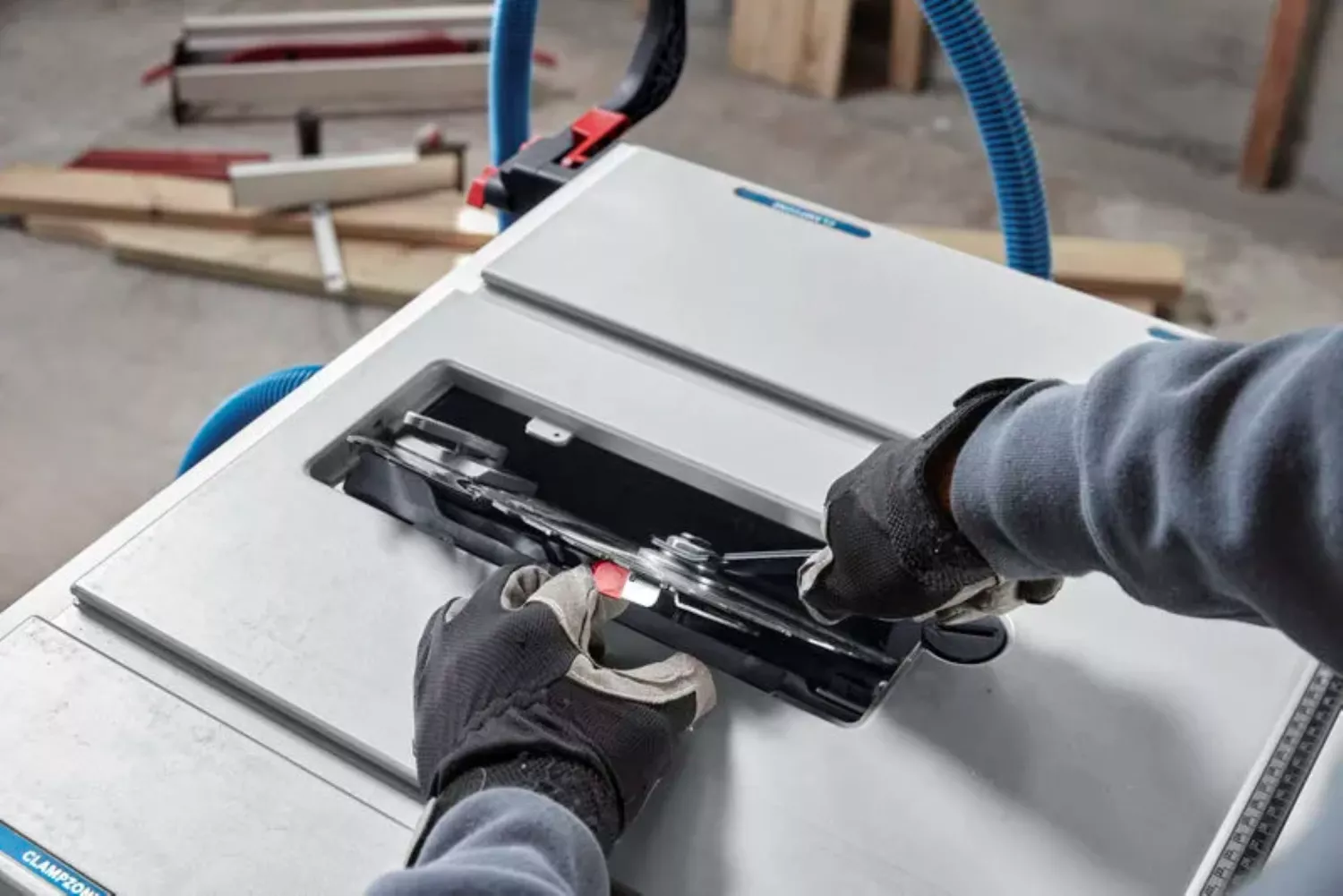 Bosch GTS 18V-70 18V batterie Scie à table - 216x30 mm-image