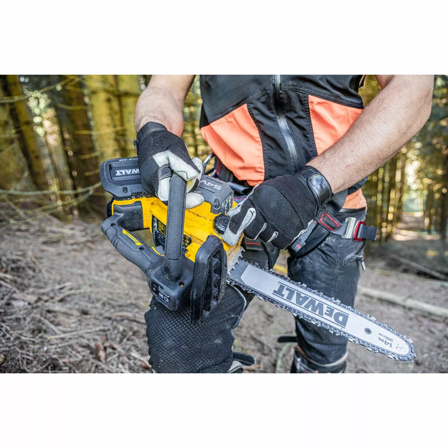 DeWALT DCMCST635X1 54V XR FLEXVOLT Ensemble de Tronçonneuse à Manche Supérieur sans Fil (1x Batterie 9.0Ah) - Moteur sans Balais - 35cm-image