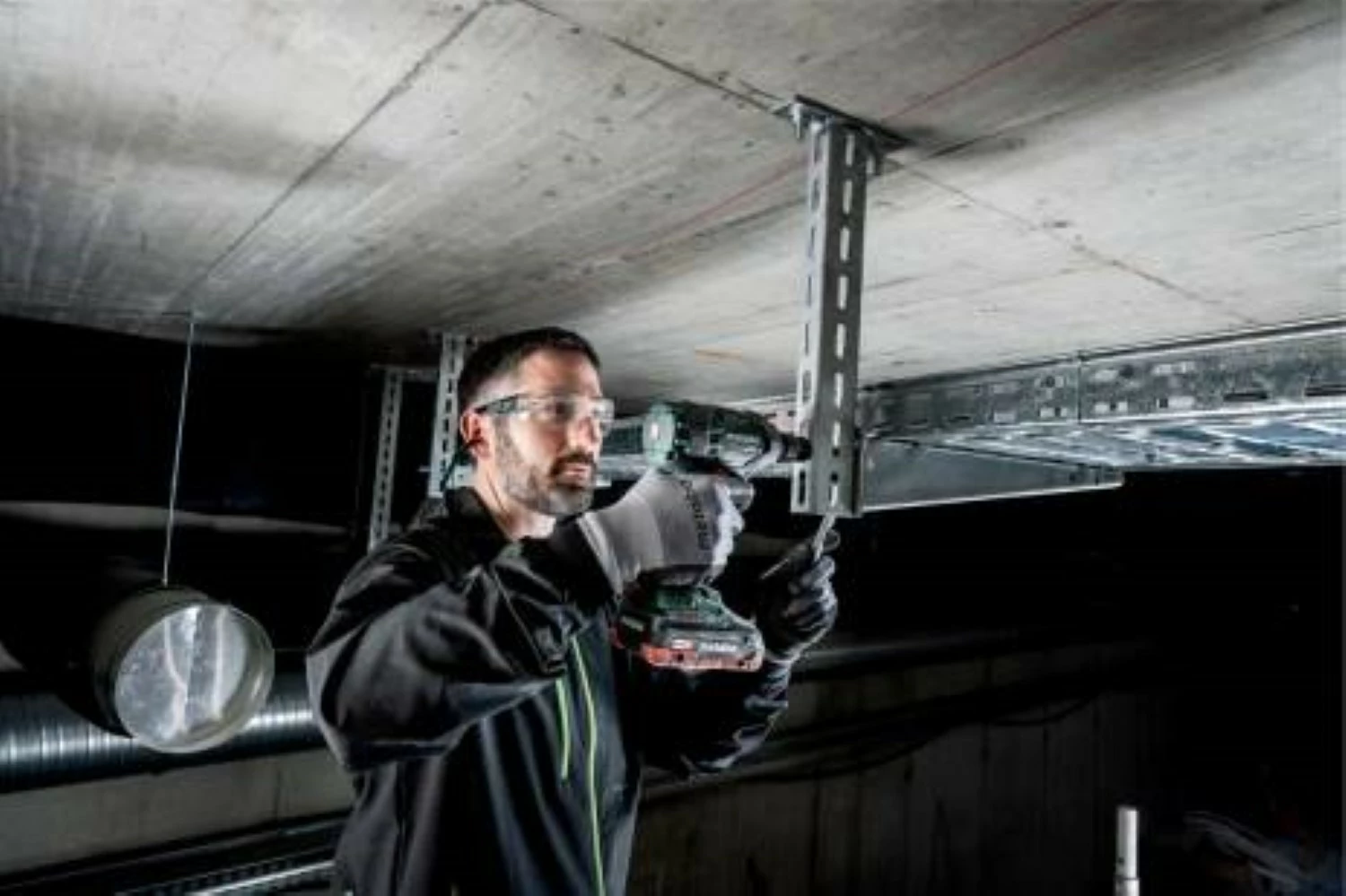 Metabo SSW 18 LTX 300 BL 18V LiHD Accu slagmoersleutel set (2x 4.0Ah LiHD accu) in metaBOX - 300Nm - 1/2" - koolborstelloos-image