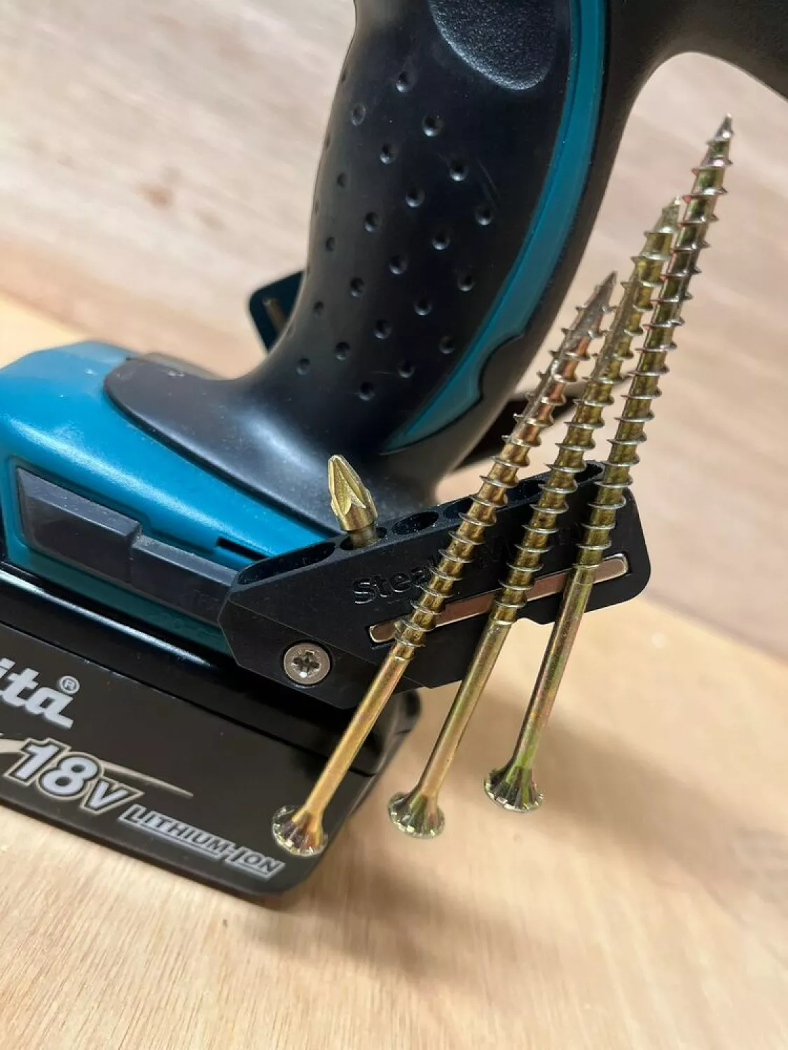 StealthMounts BH-MK-4590-BLK BLACK Porte-embouts magnétiques à 45° et 90° pour Makita - Noir - Lot de 2-image