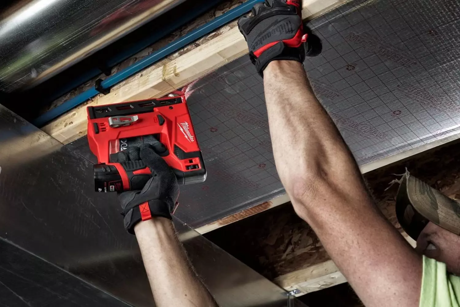 Milwaukee M12 BST-0 12V Li-ion Tacker body-image