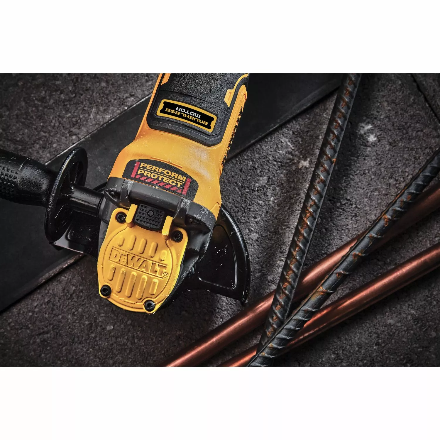 DeWALT DCG409NT-XJ Meuleuse d'angle sans fil-image