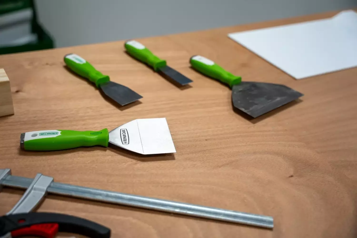 Repair Care 3024334 Spatule à enduire-image