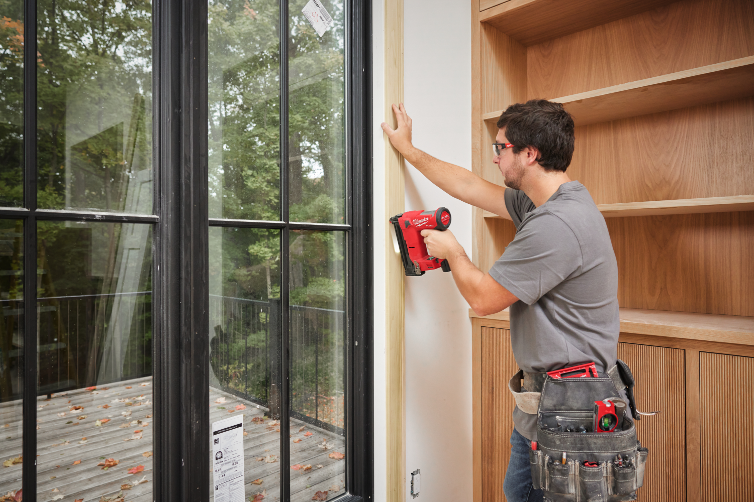 Milwaukee M12 FCN18GS-202X 12V Li-ion Cloueuse droite set (2x batterie 2,0Ah) en coffret HD - 18Ga-image