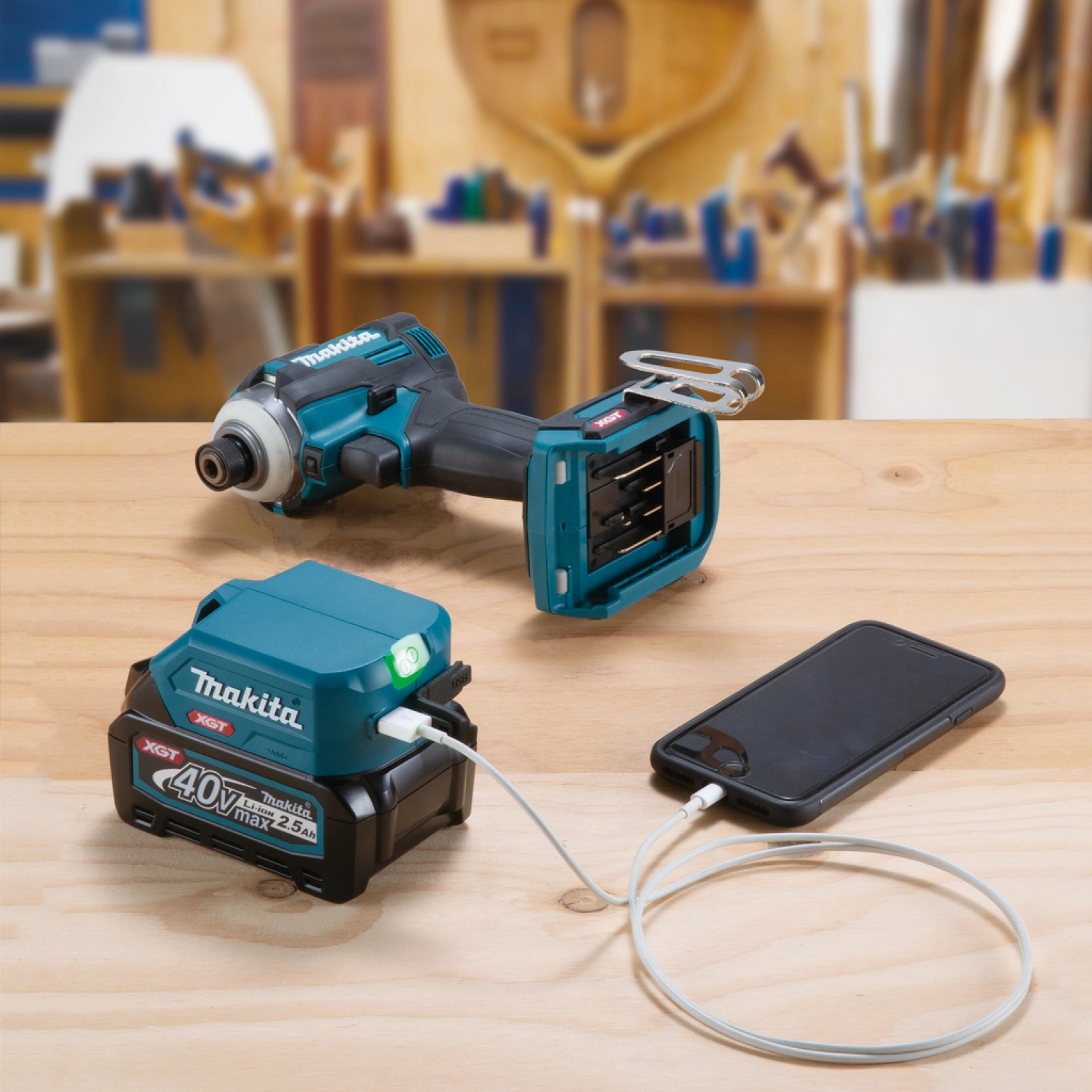 Makita ADP001G 40V Max XGT USB-Adapter-image