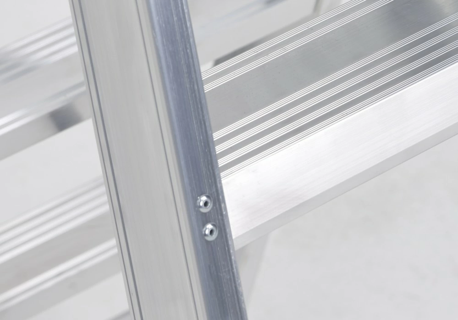 Altrex Sierra SDO 6 Dubbele trap - Aluminium - 2 x 6 treden - max. werkhoogte 3,4m-image