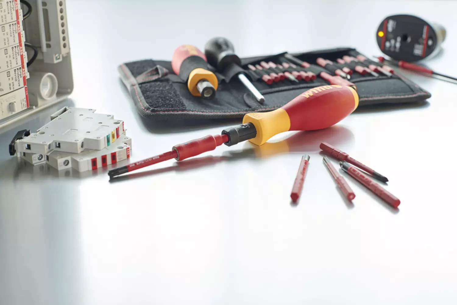 Wiha 2872 TorqueVario-S VDE - 3,8mm x 1,0-5,0 Nm-image