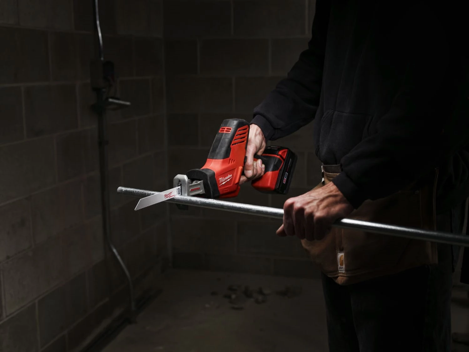 Milwaukee C18 HZ-0X 18 V Li-ion batterie scie sabre corps dans un coffret HD - changement rapide-image