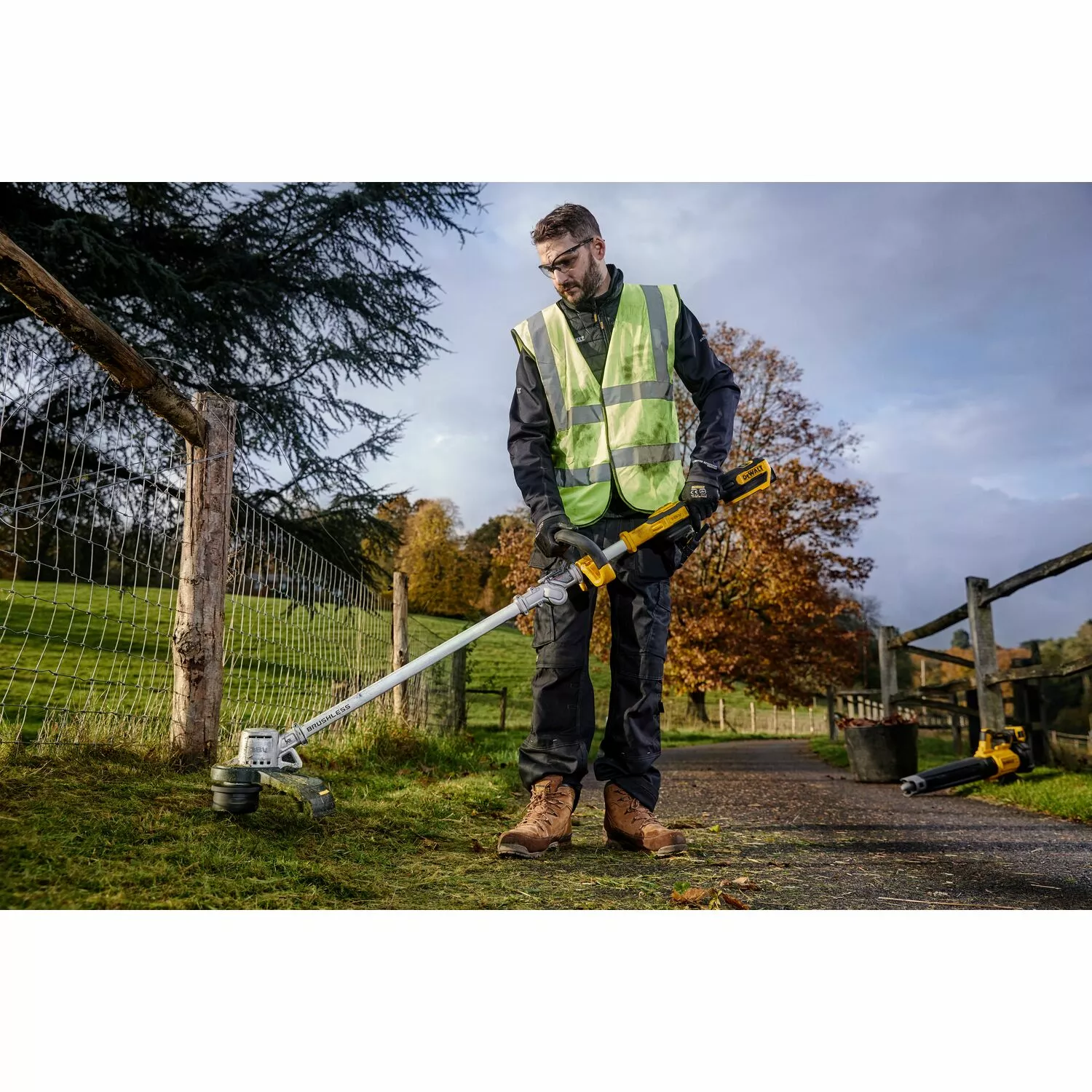 DeWALT DCMST561P1 18V XR Li-Ion Tondeuse à Gazon avec Batterie (1x 5.0Ah Batterie) - 36mm-image