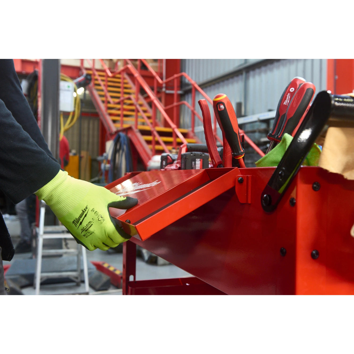 Milwaukee 4932478856 TOOLGUARD™ Servante d'atelier - 40˝ / 102 cm-image