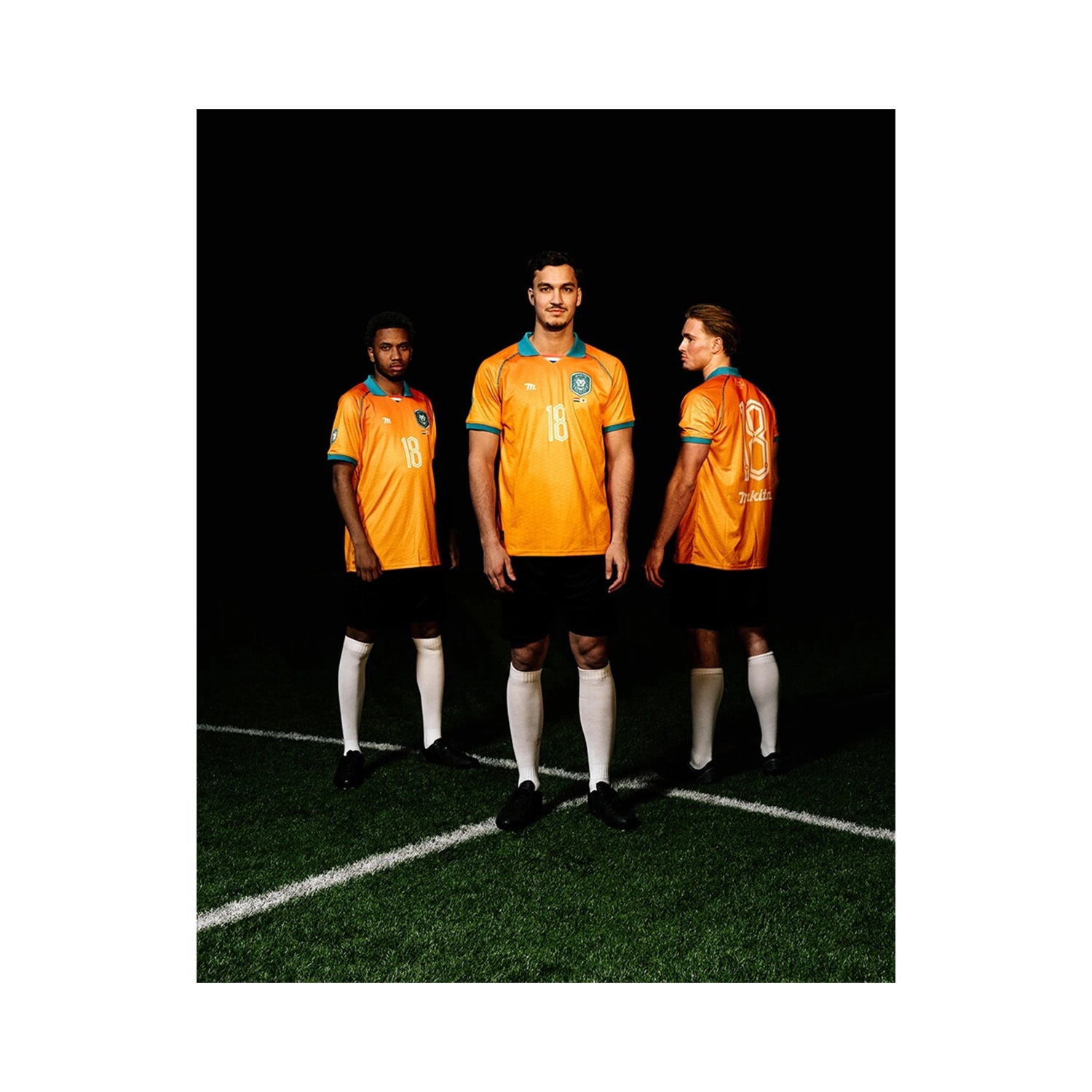 Makita MR007GZ XGT / LXT / CXT Bouwradio - FM - DAB/DAB+ - Bluetooth - met gratis Makita WK T-Shirt - Maat L-image