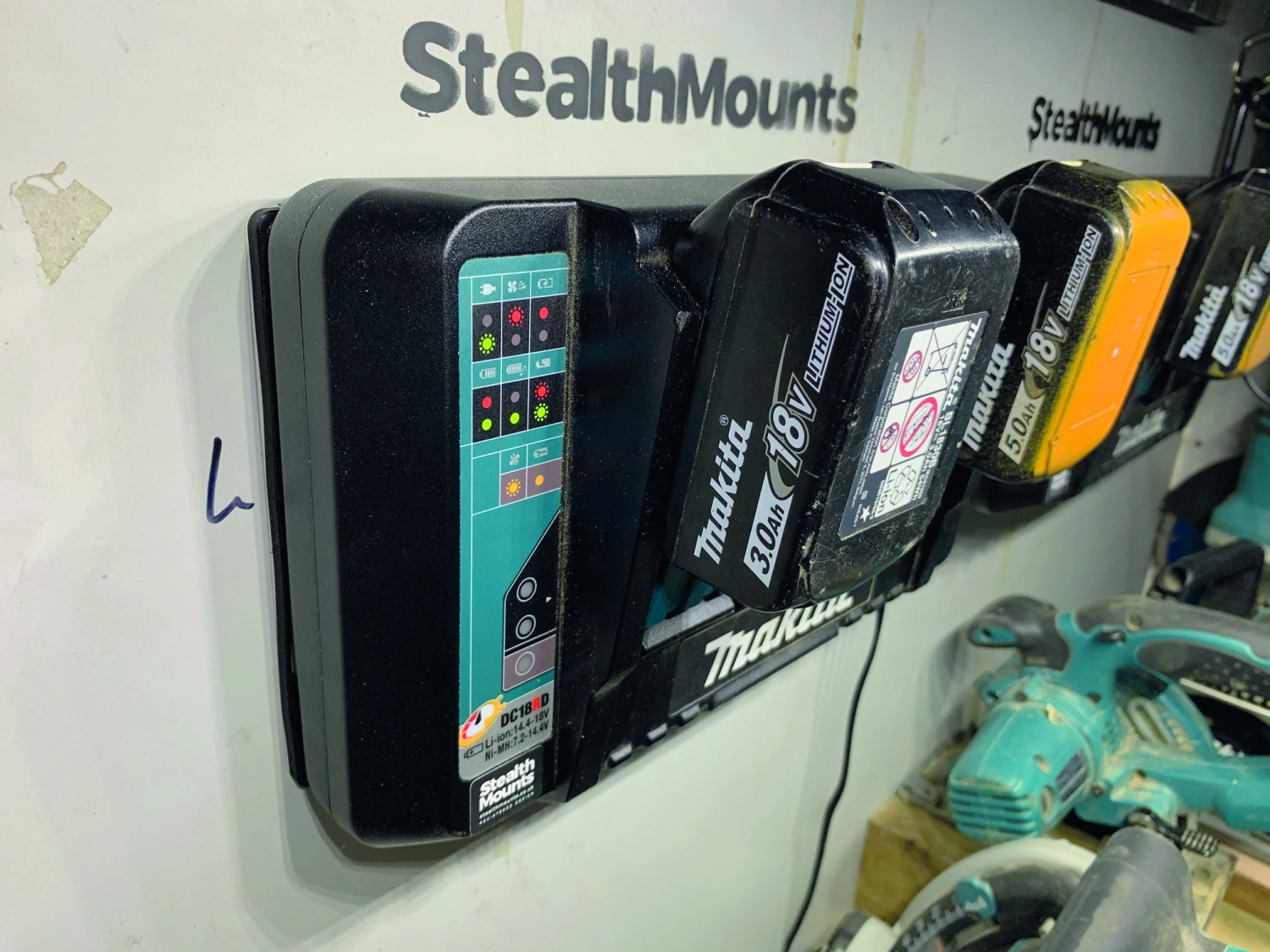 StealthMounts CMC-MK-B - Support chargeur (2pcs) pour Makita LXT 18V duo - noir-image