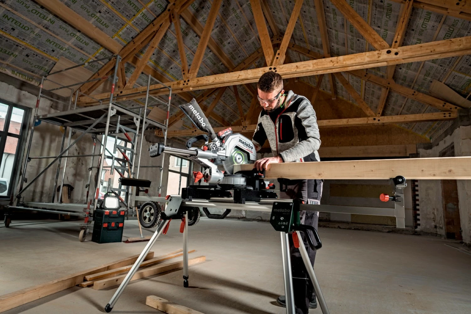 Metabo KGS 18 LTX BL 305 LiHD Accu afkortzaag set (2x 8Ah) - 305 x 30mm-image