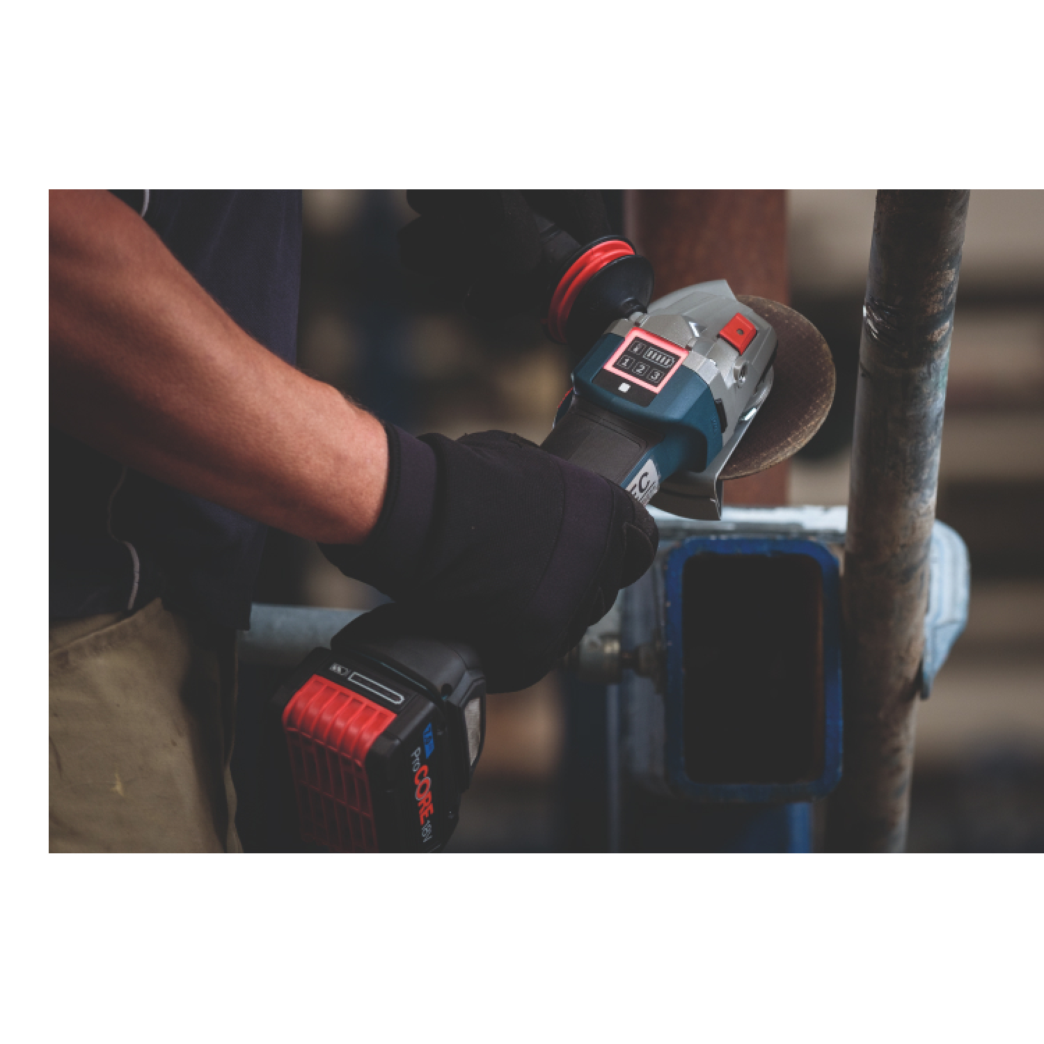 Bosch GWS 18V-10 18V Li-Ion accu haakse slijper body in L-Boxx - 125mm - koolborstelloos-image