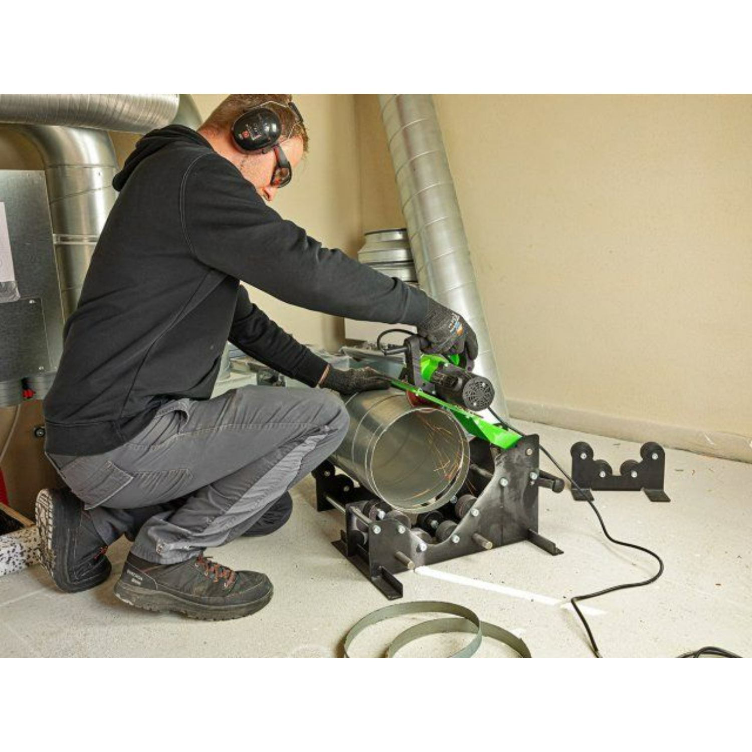 Eibenstock ERC 350 Buizenzaagmachine - 1250W - body-image