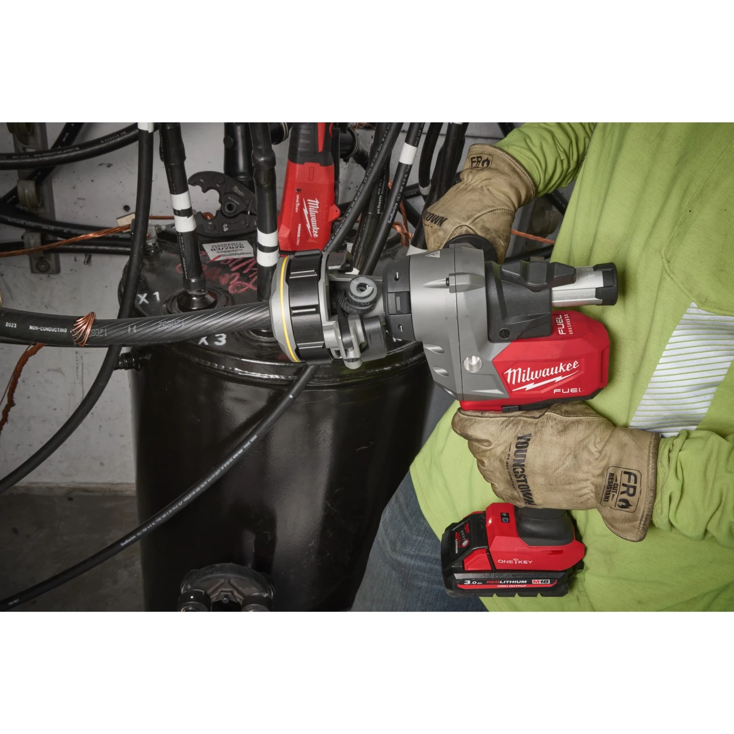Milwaukee M18 FCST-0C 18 V Li-ion batterie câble strip dans un coffret-image