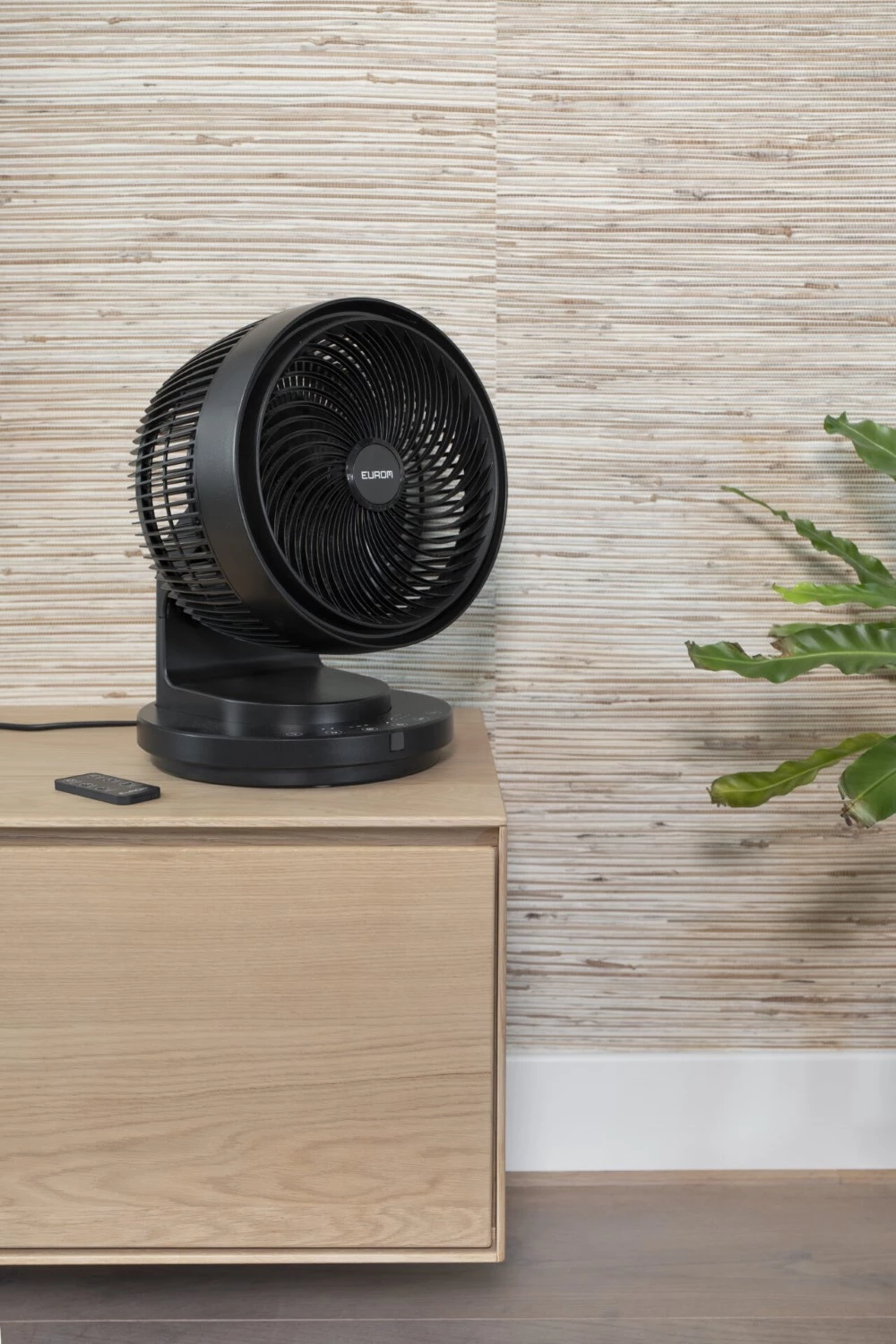 Eurom Vento 3D Silent Comfort - 50W - Zwart-image