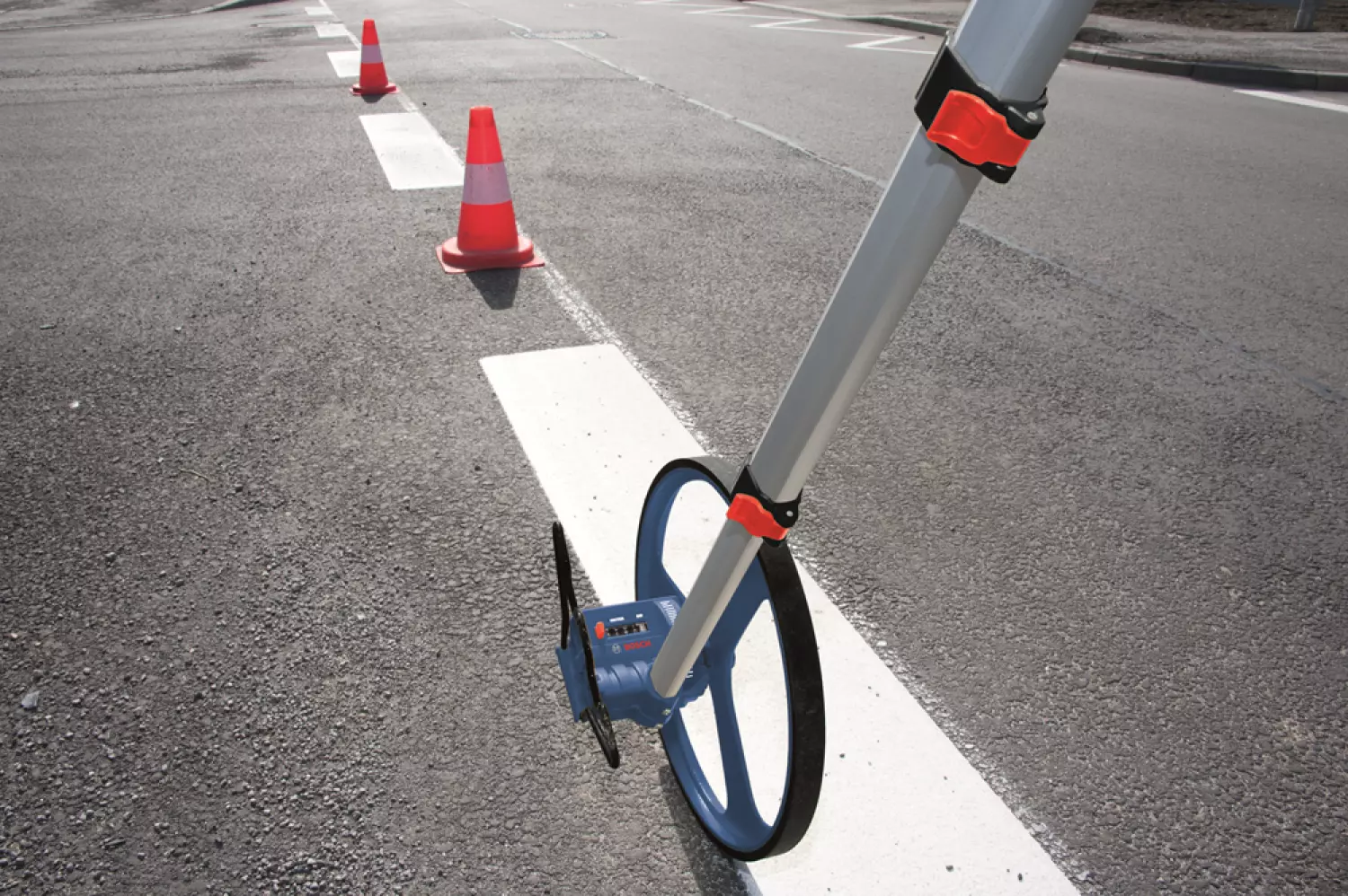 Bosch GWM 32 Roue de Mesure Numérique - 318,5mm-image