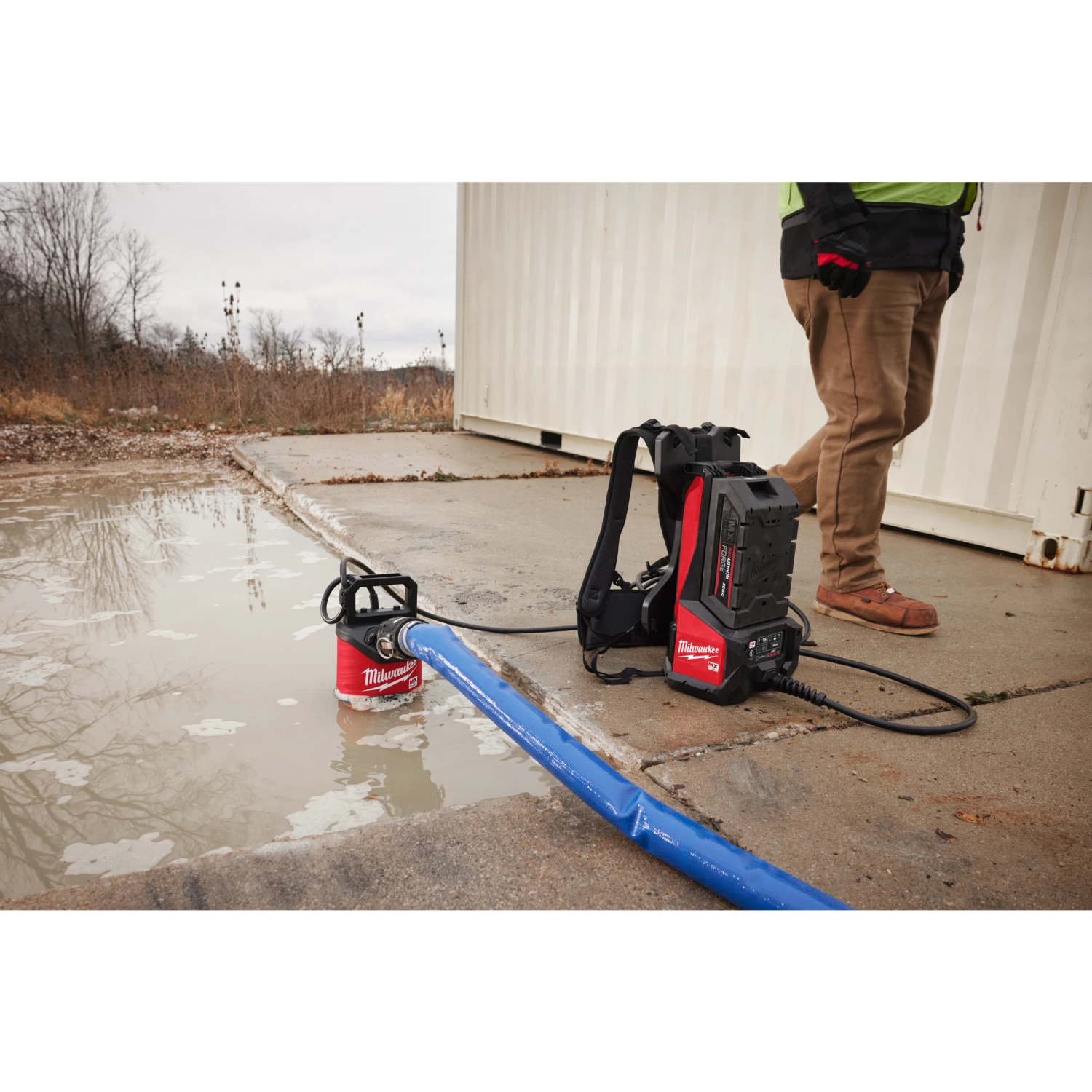 Milwaukee MXF SMP2-0 MX Fuel Pompe submersible sans fil (corps uniquement)-image