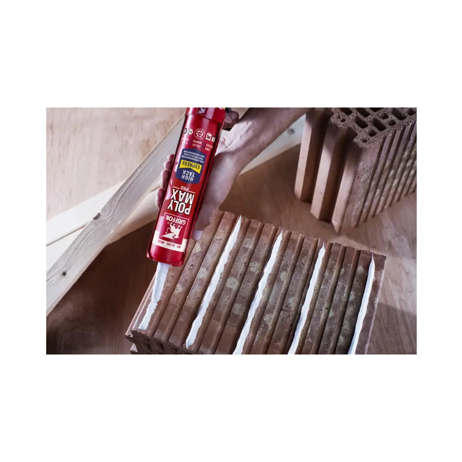 Griffon Poly Max High Tack Express Colle de montage Blanche - dans Sac à outils