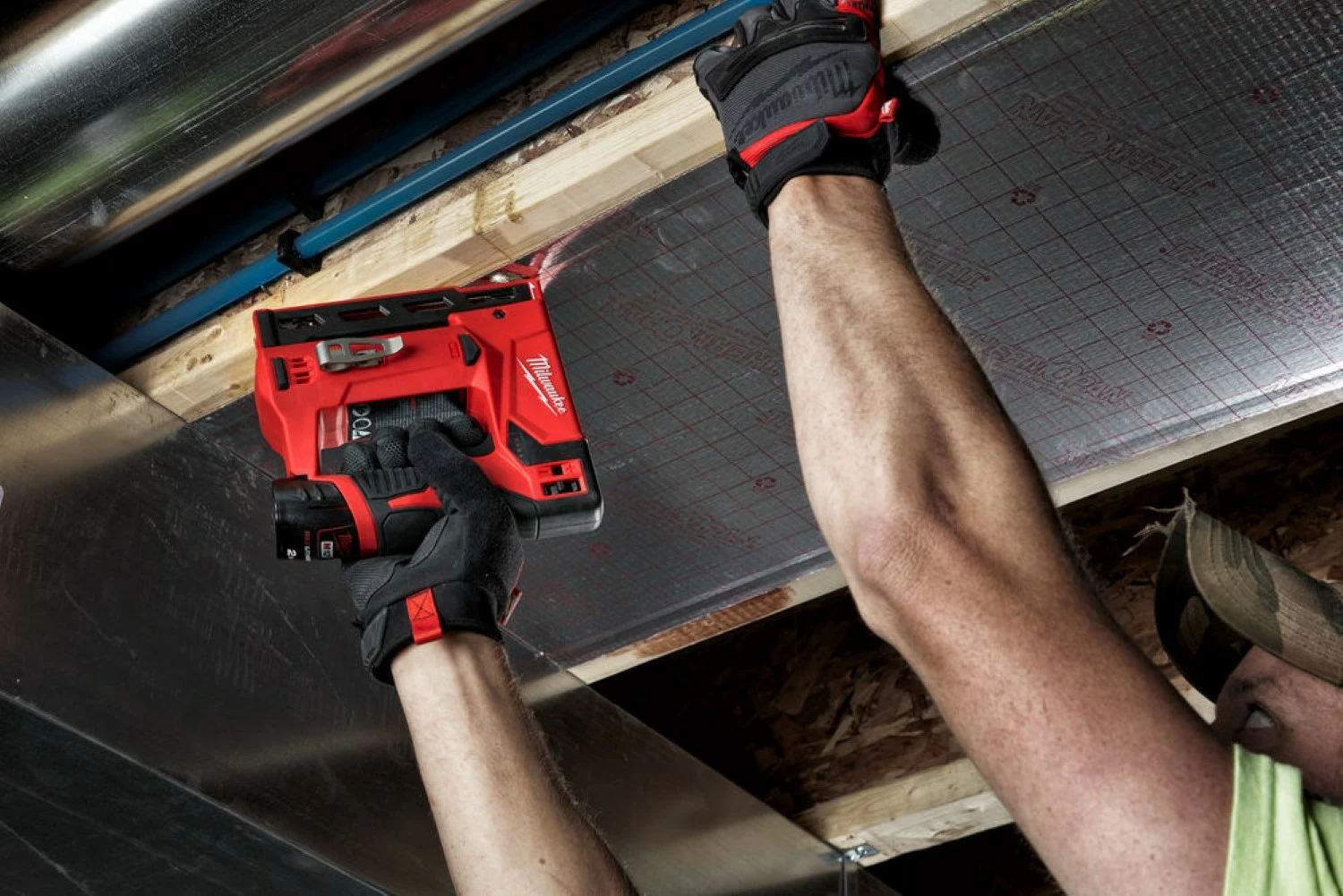 Milwaukee M12 BST-202X Set Cloueuse sans fil Li-ion 12V (2 x 2,0 Ah d'accu) en boîte HD - 6-14mm-image