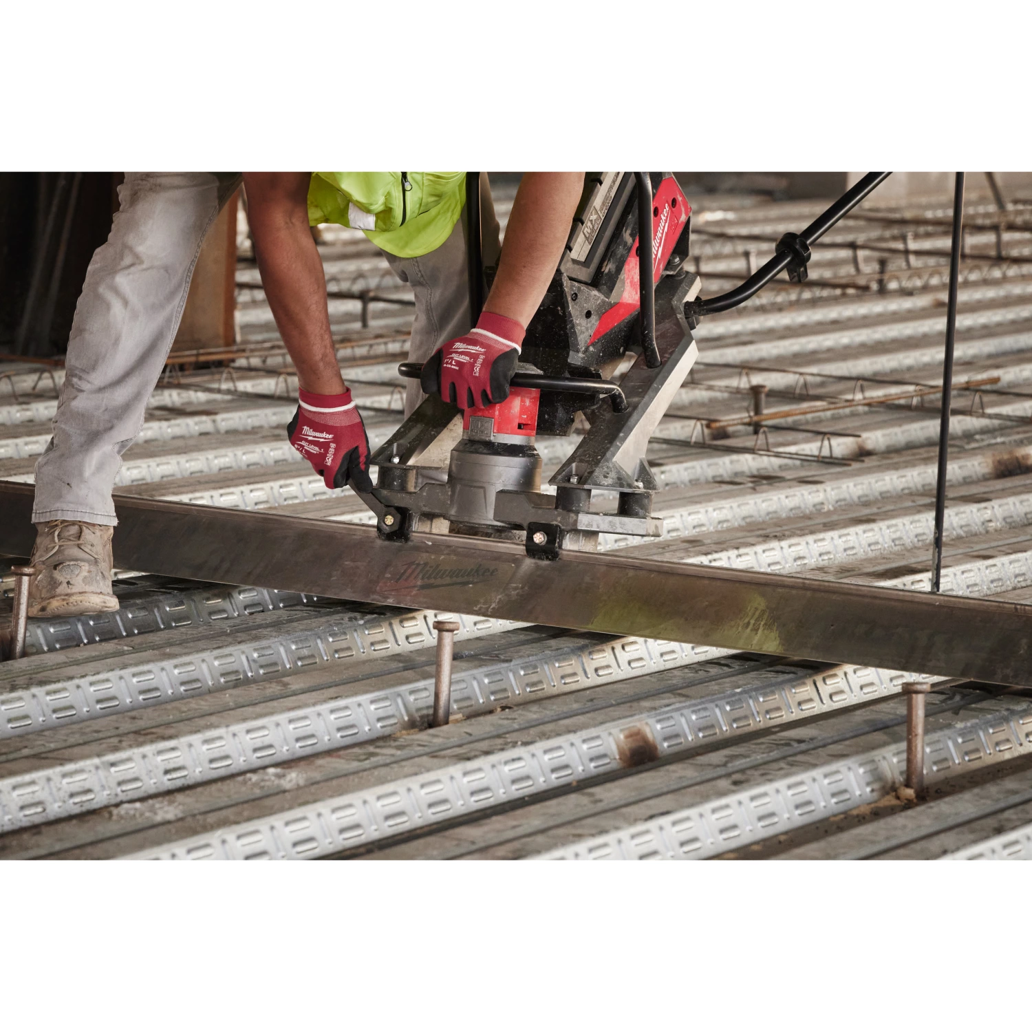 Milwaukee MXF PSC-302 MX Fuel accu beton trilspaan set (2x 3.0Ah accu)-image