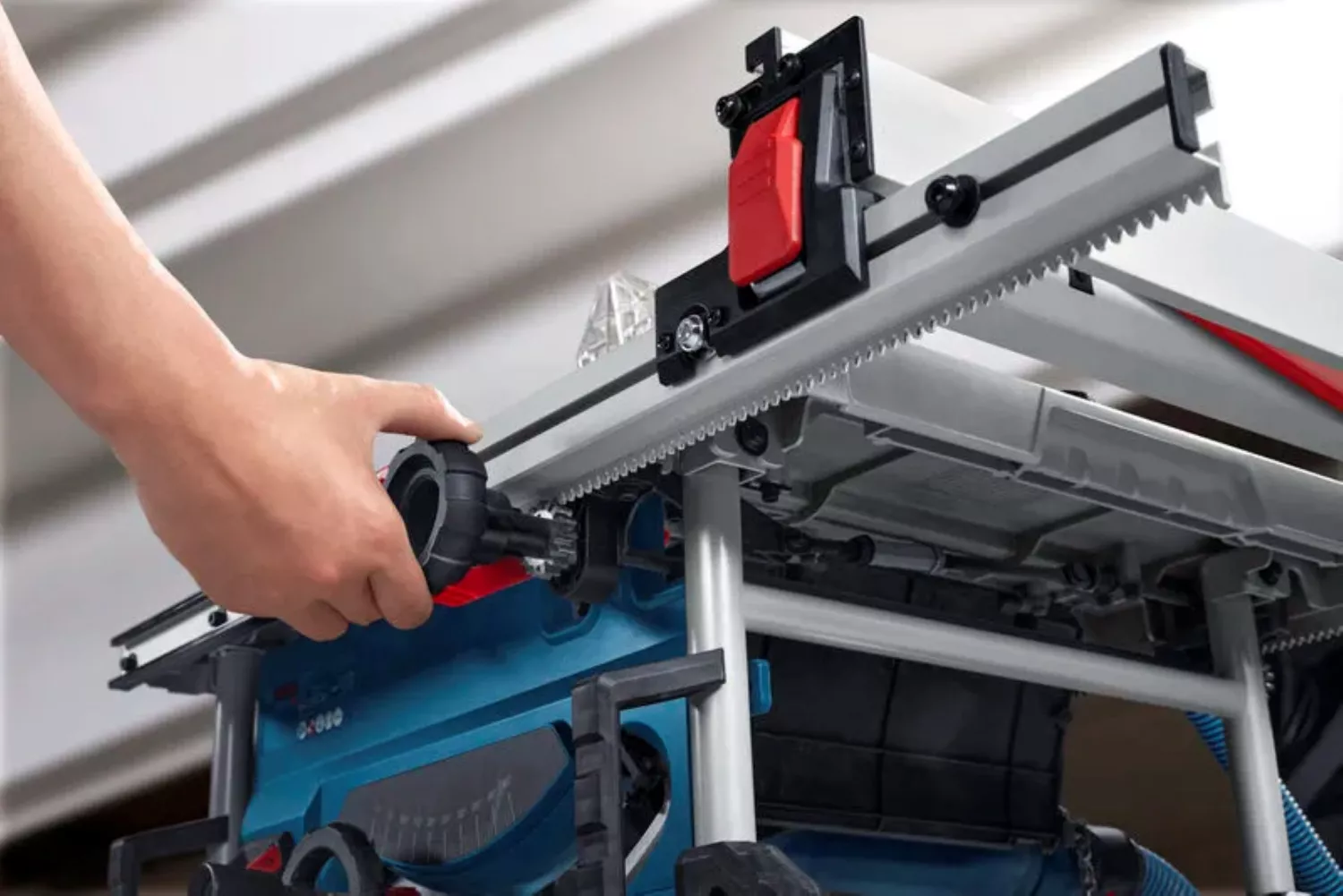 Bosch GTS 70-216 Scie à table - 1850 W - 216x30 mm-image