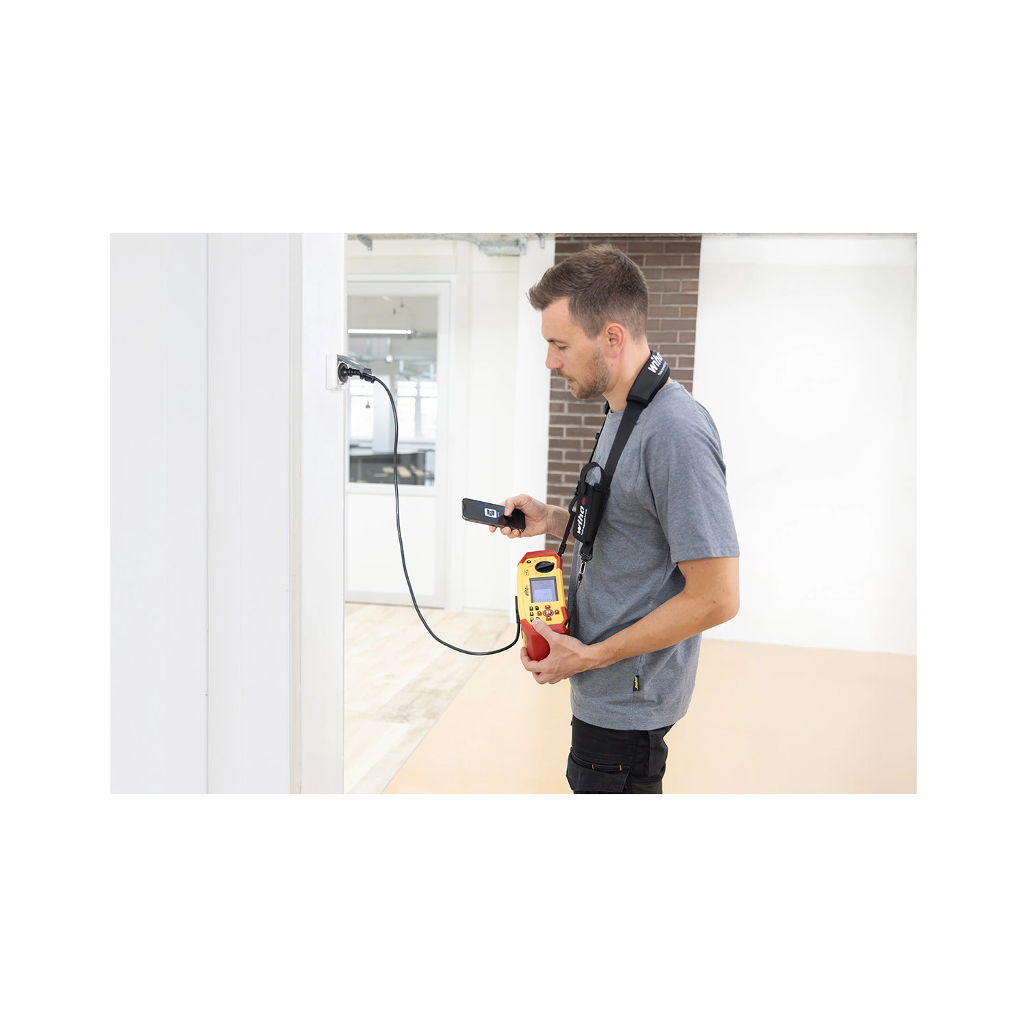 Wiha 47218 Installatietester set MFT one in etui - incl. toebehoren