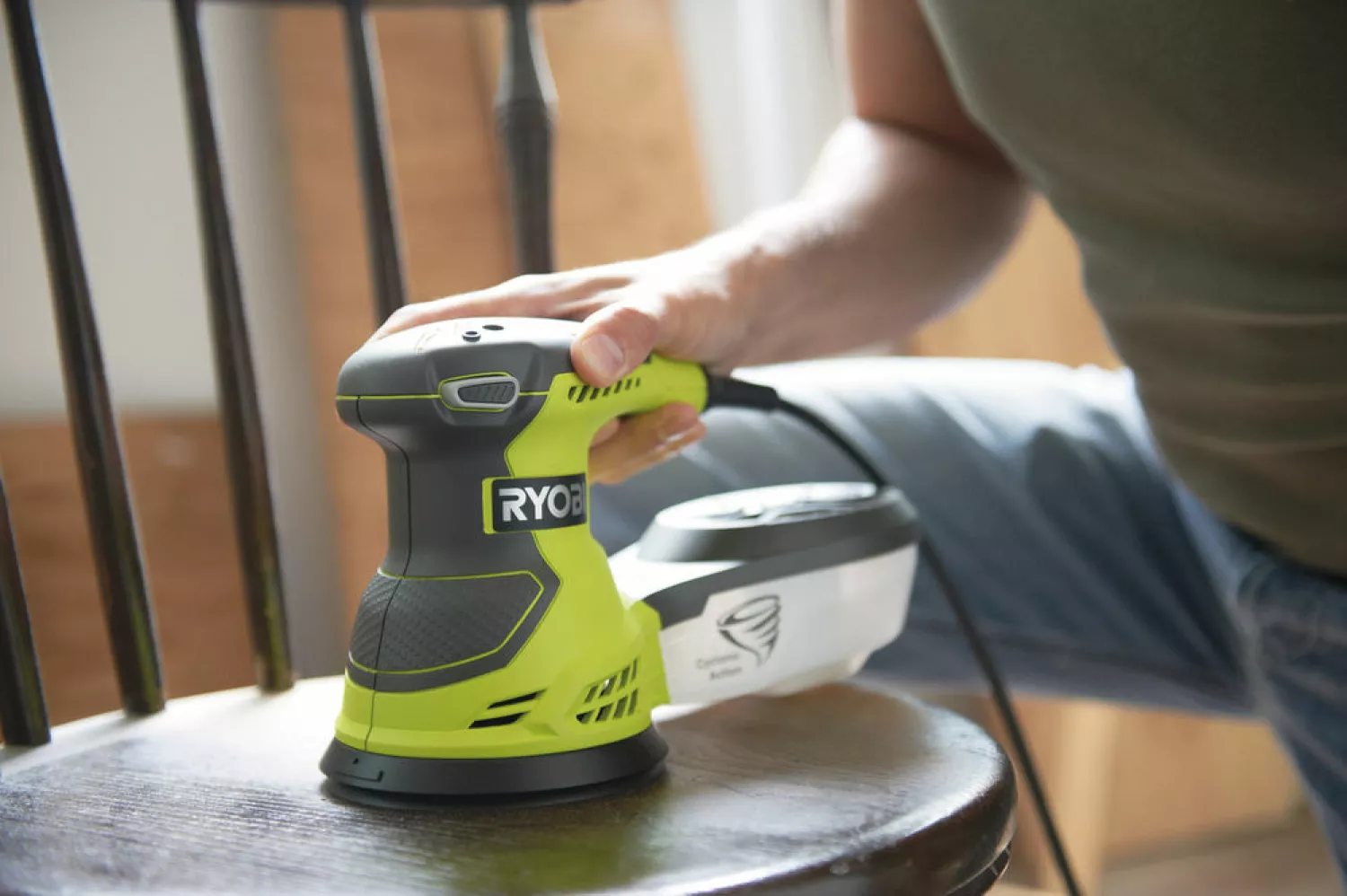 Ryobi ROS300 Ponceuse vibrante-image