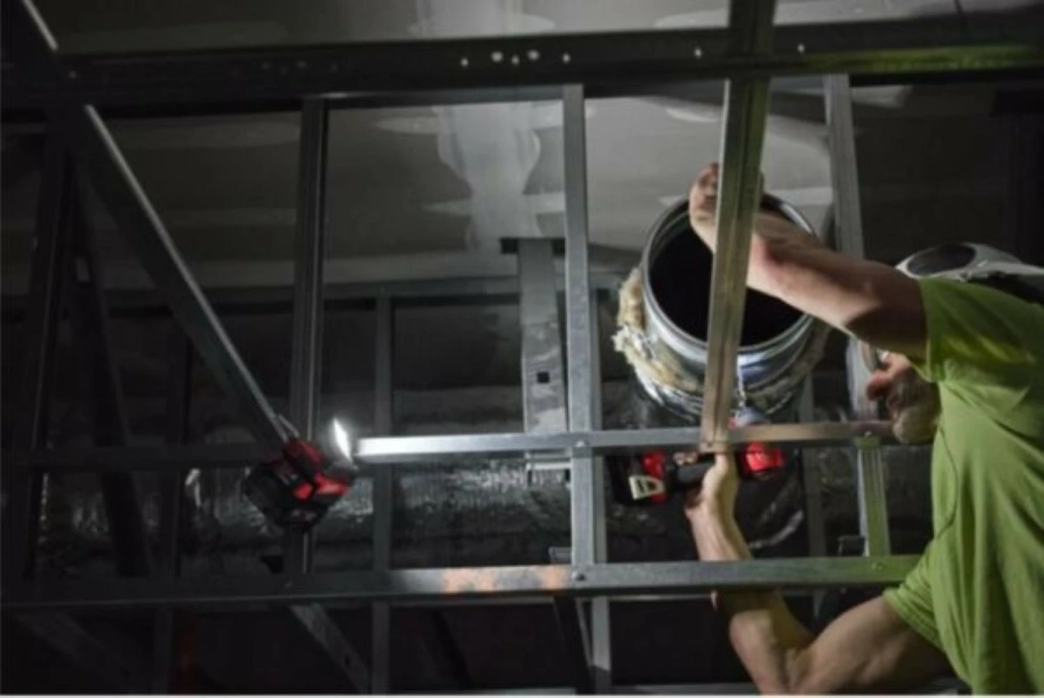 Milwaukee M18 ALIS-0 18V Li-Ion Service Lamp - 1000Lm-image