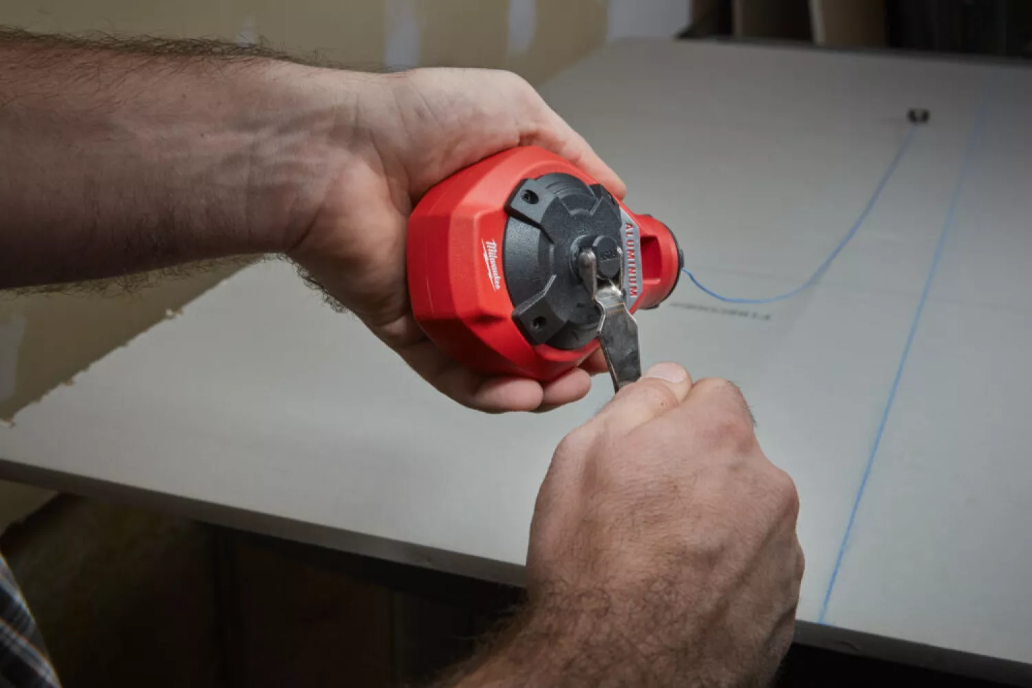 Milwaukee 4932493814 Kit Ligne à tracer 30m - ligne étroite - incl. craie à tracer bleue-image