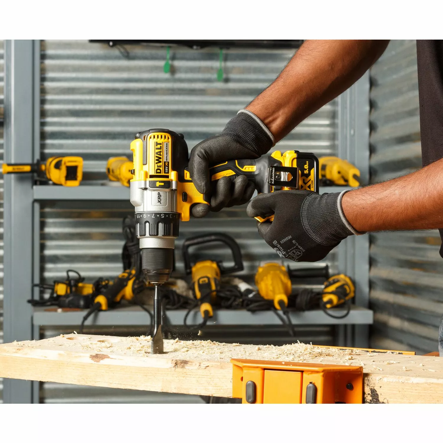 DeWALT DCD996P2 - Set perceuse visseuse Li-Ion 18V (2x batterie 5,0Ah) dans mallette TSTAK - moteur brushless - 95Nm-image