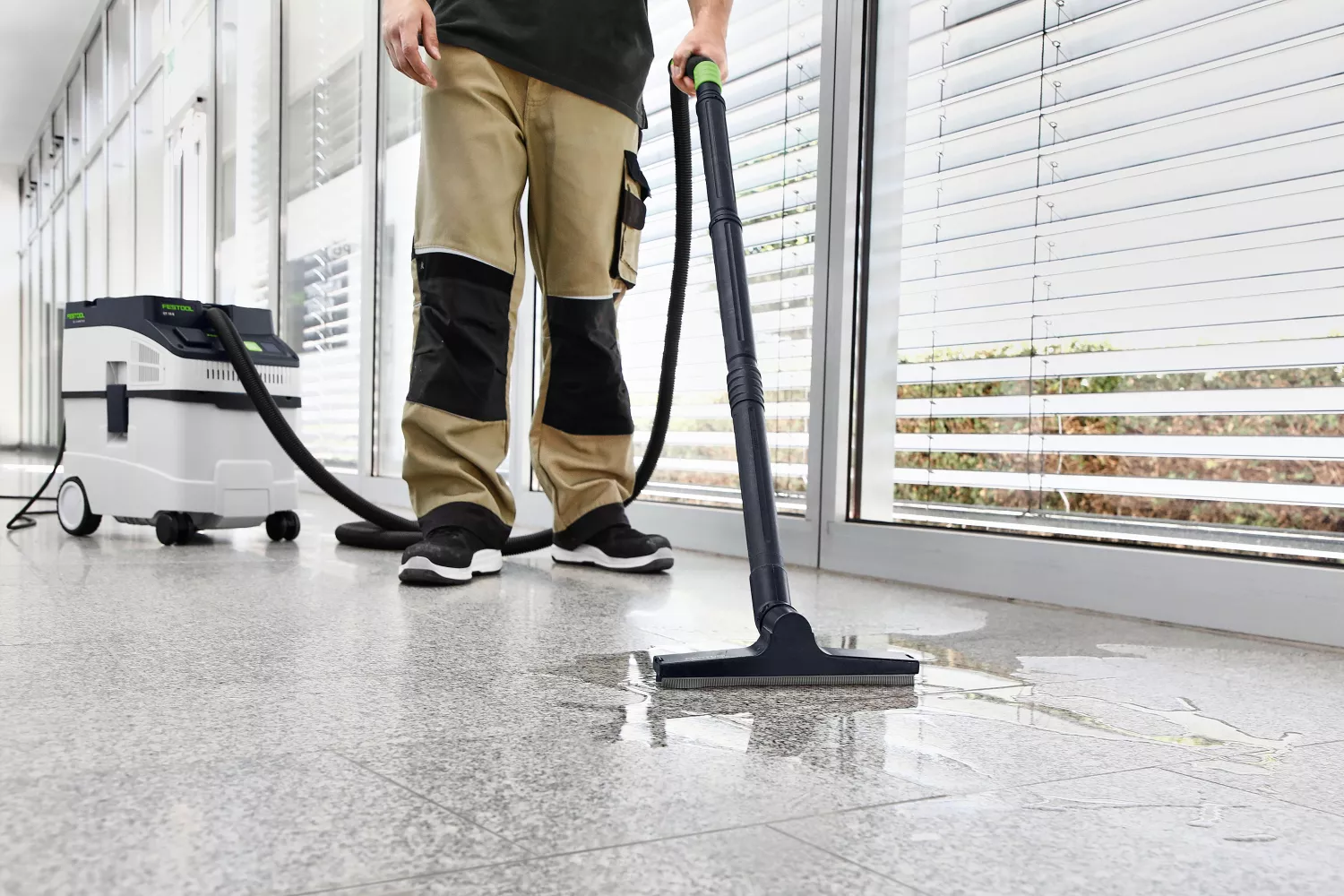 Festool CT 25 Aspirateur de chantier poussière-eau - 1200 W - 25 L-image