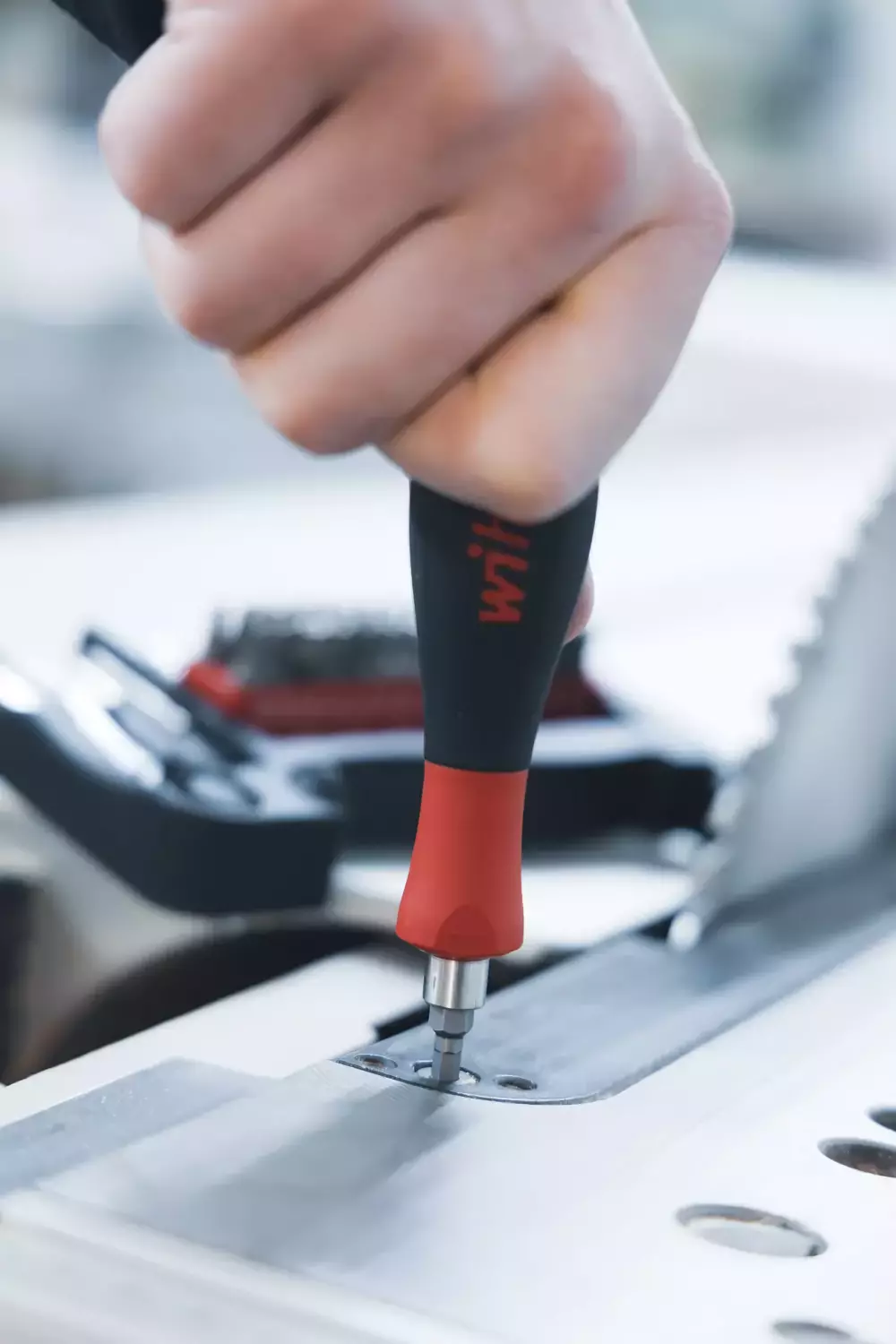 Wiha ProBuddy Evo 46960 Jeu d'outils - dans un coffret à embouts - 40 pièces-image