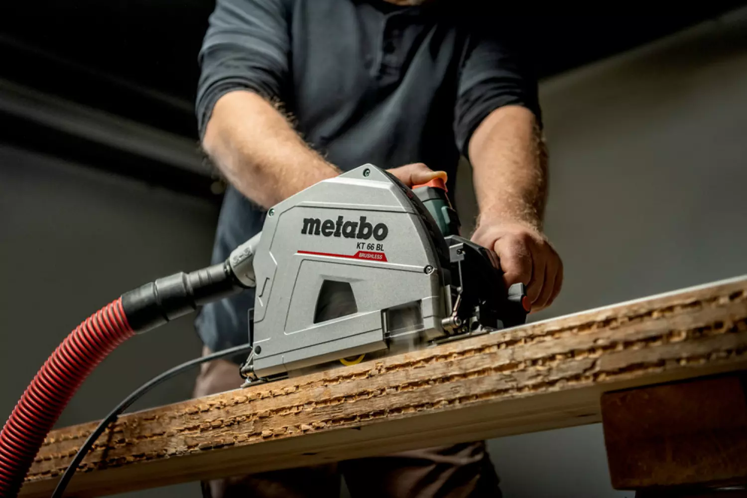 Metabo KT 66 BL Invalcirkelzaag in MetaBox incl. FS 160 (1600mm) geleiderail - 1200W - 165mm-image