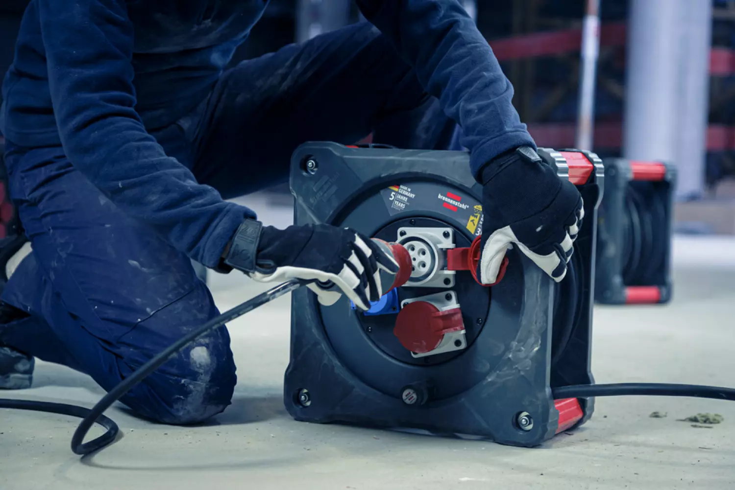 Brennenstuhl Professional KD 3200 C7 Bouwplaats Cube H07RN-F5G2,5 1x230V + 2x400V/16A - 30m - Zwart-image