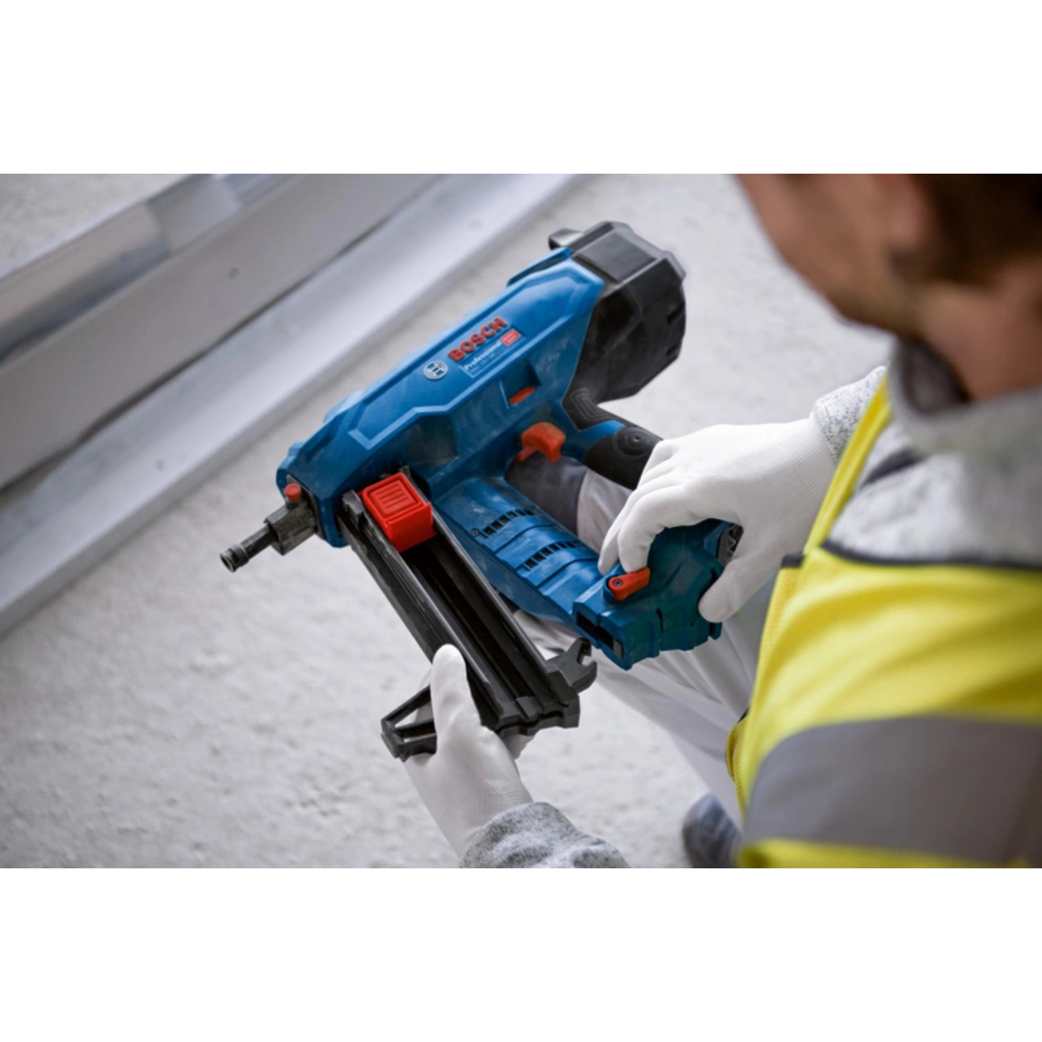 Bosch GNB 18V-38 18V Cloueuse à béton sans fil corps dans L-Boxx-image