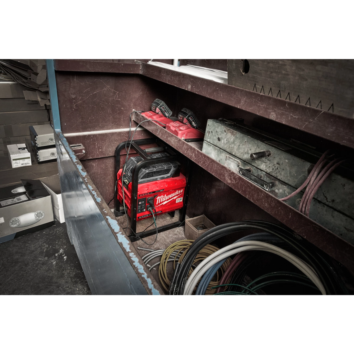 Milwaukee MXF PS-0 MX Fuel accu stroomvoorziening body-image