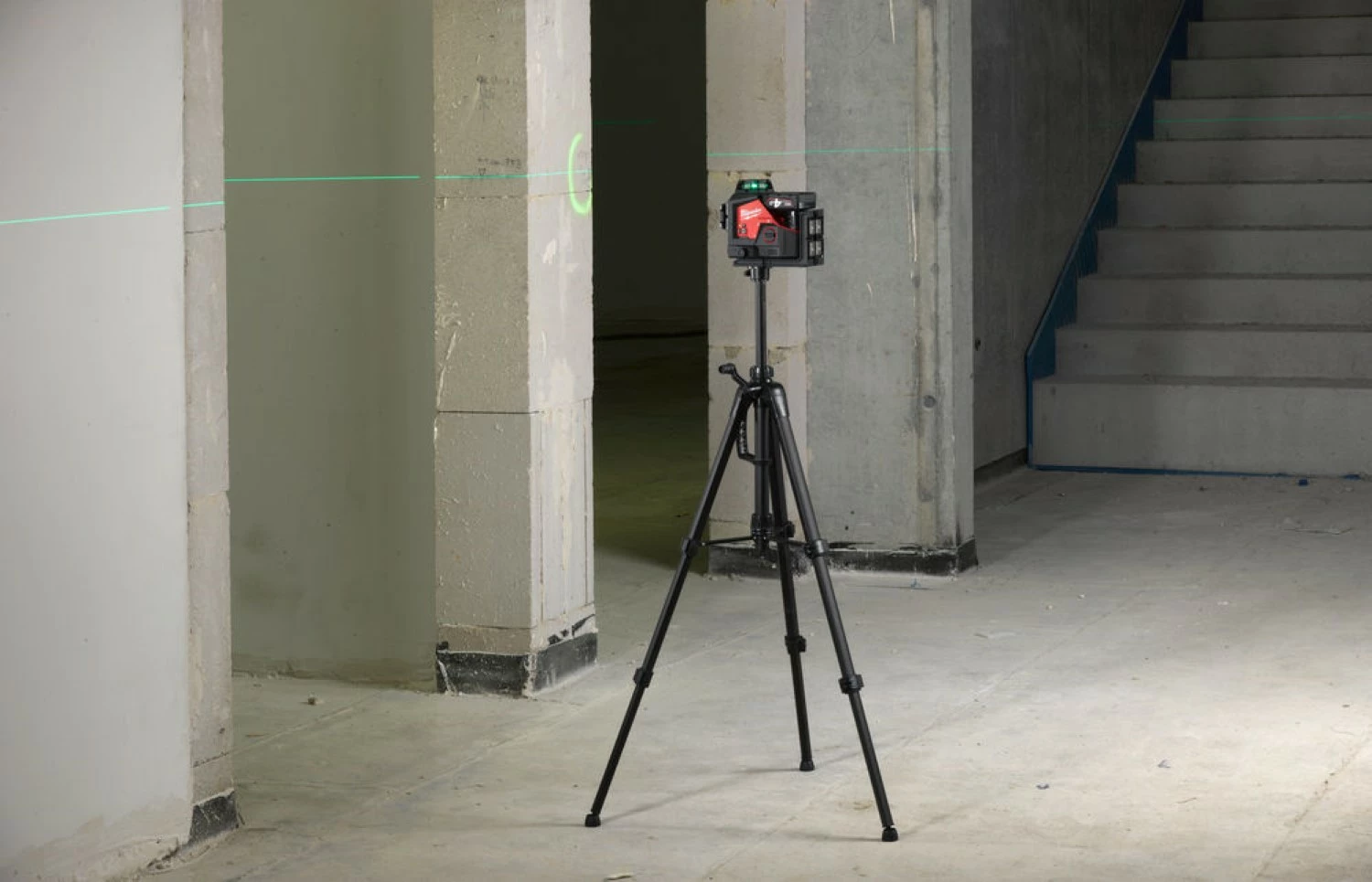 Milwaukee TRP120 Trépied laser - réglable - 47-120 cm-image