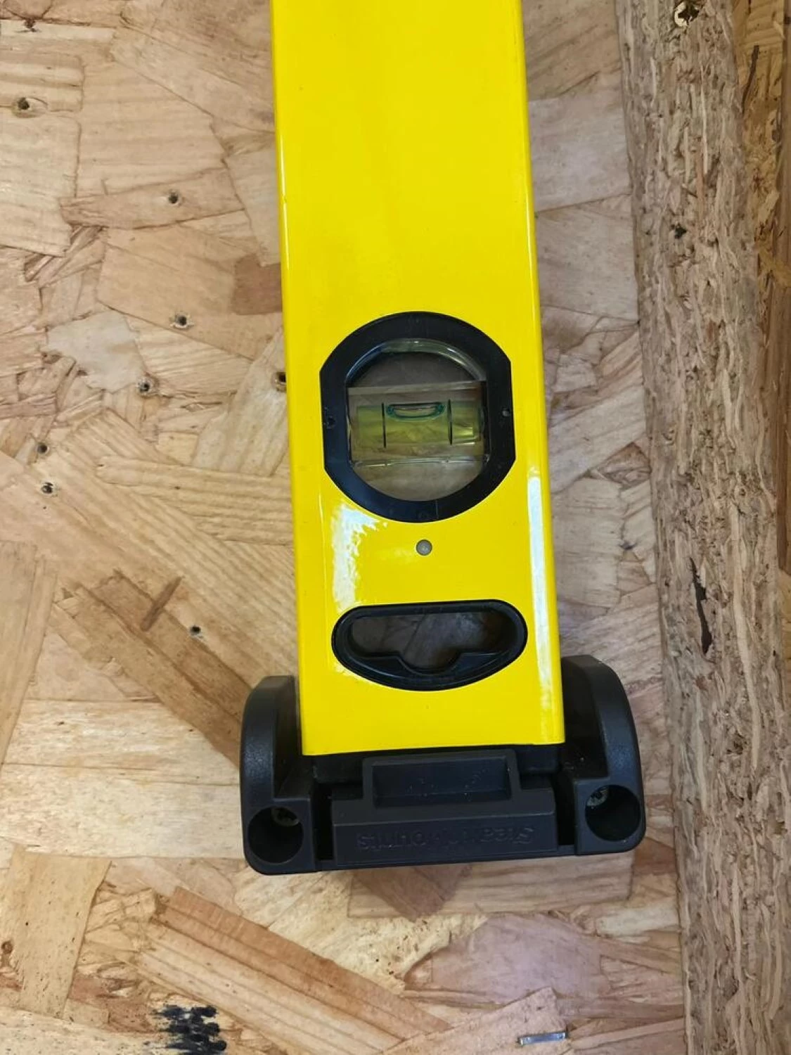 StealthMounts OM-LM-SL-BLK-2 Supports de niveau universel Slim - Noir - 2 pièces-image