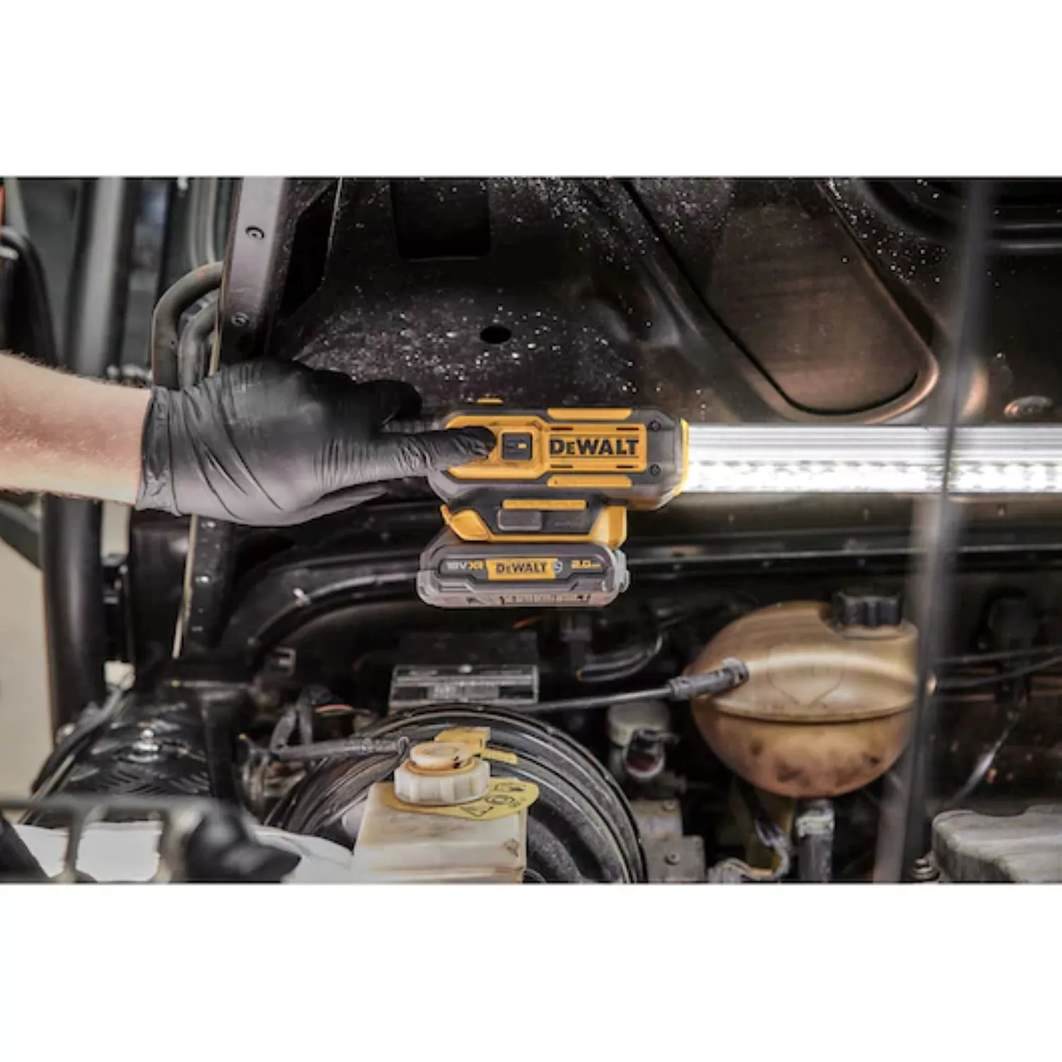 DeWALT DCL045-XJ 12V / 18V Li-ion XR accu lichtbalk body - 1800Lm-image