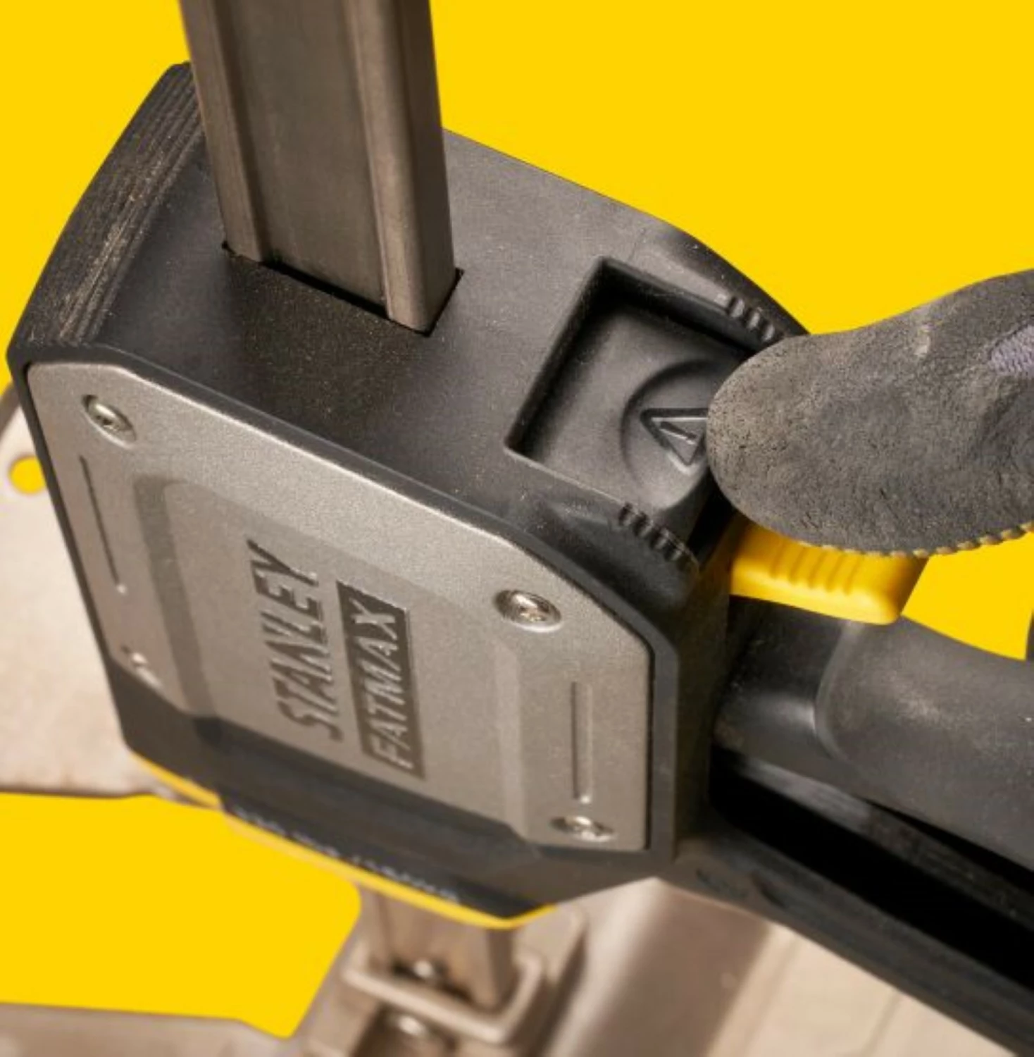 Stanley FMHT83550-1 FATMAX TradeLift Montagehulp - tot 150kg hefvermogen - 7-220mm - 2 stuks-image