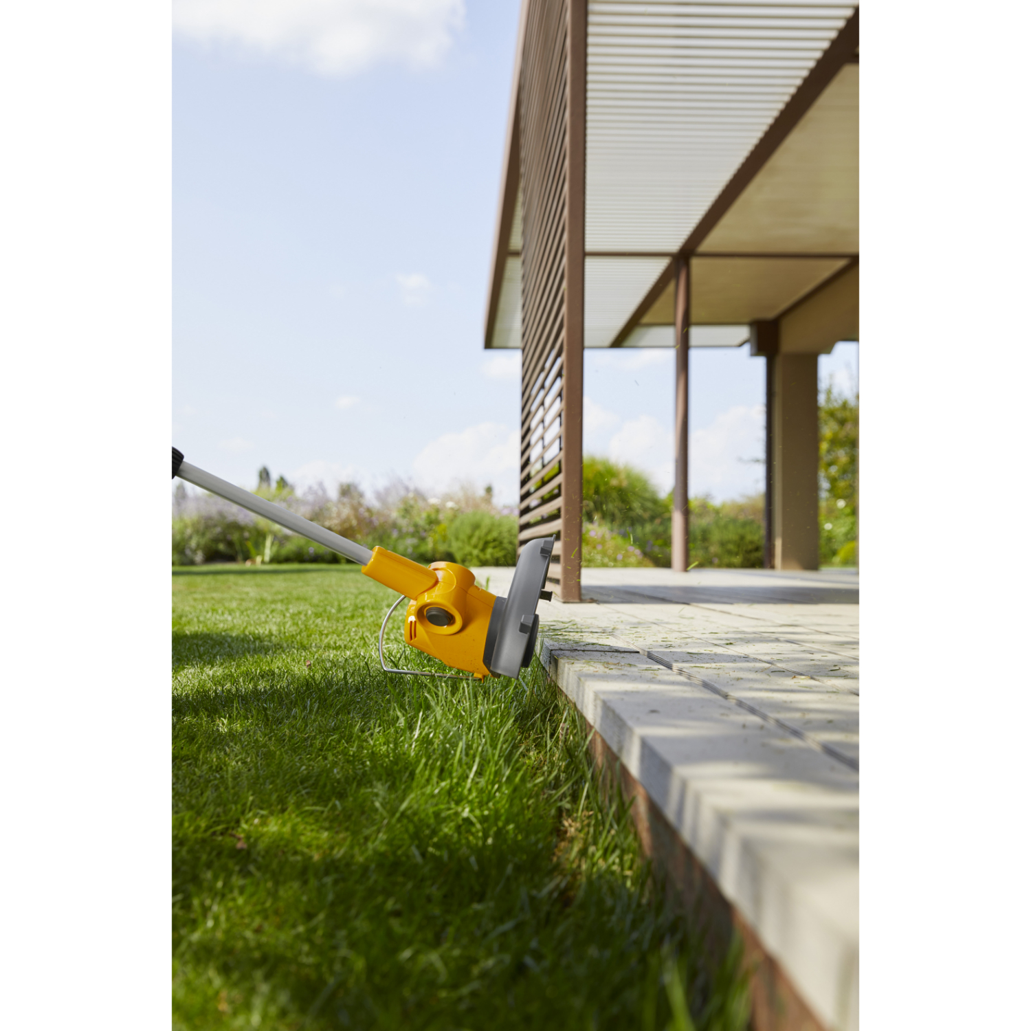 Stiga GT 100e Kit Coupe-herbe à batterie Li-Ion 20V (1x batterie 2.0Ah) - 25cm-image