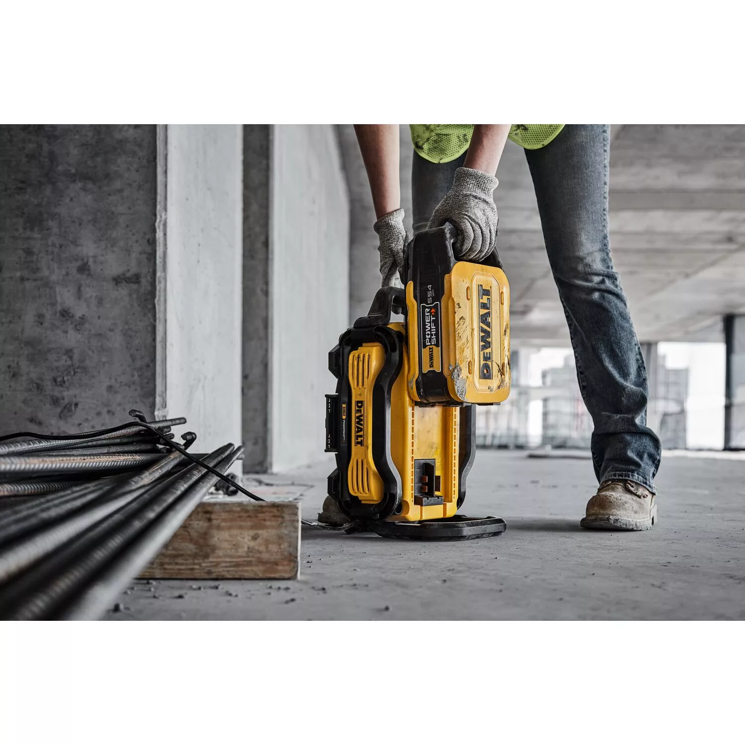 DeWALT DCBPSC0550 Chargeur Powershift 12 A-image