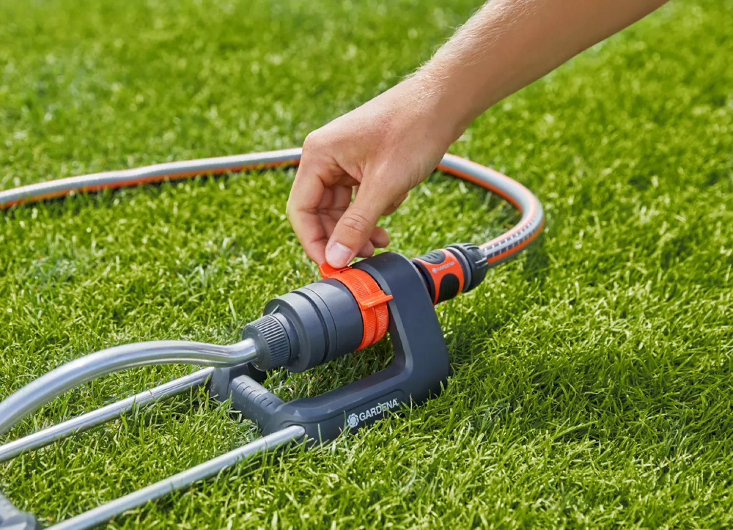 Gardena Aqua S Zwenksproeier - 90 - 200m²-image