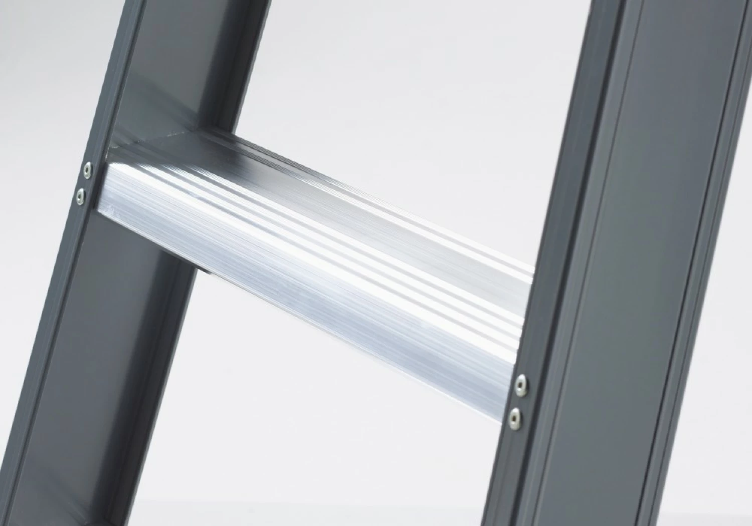 Altrex Falco FDO 3 Dubbele trap - Aluminium met coating - 2 x 3 treden - max. werkhoogte 2,7m-image